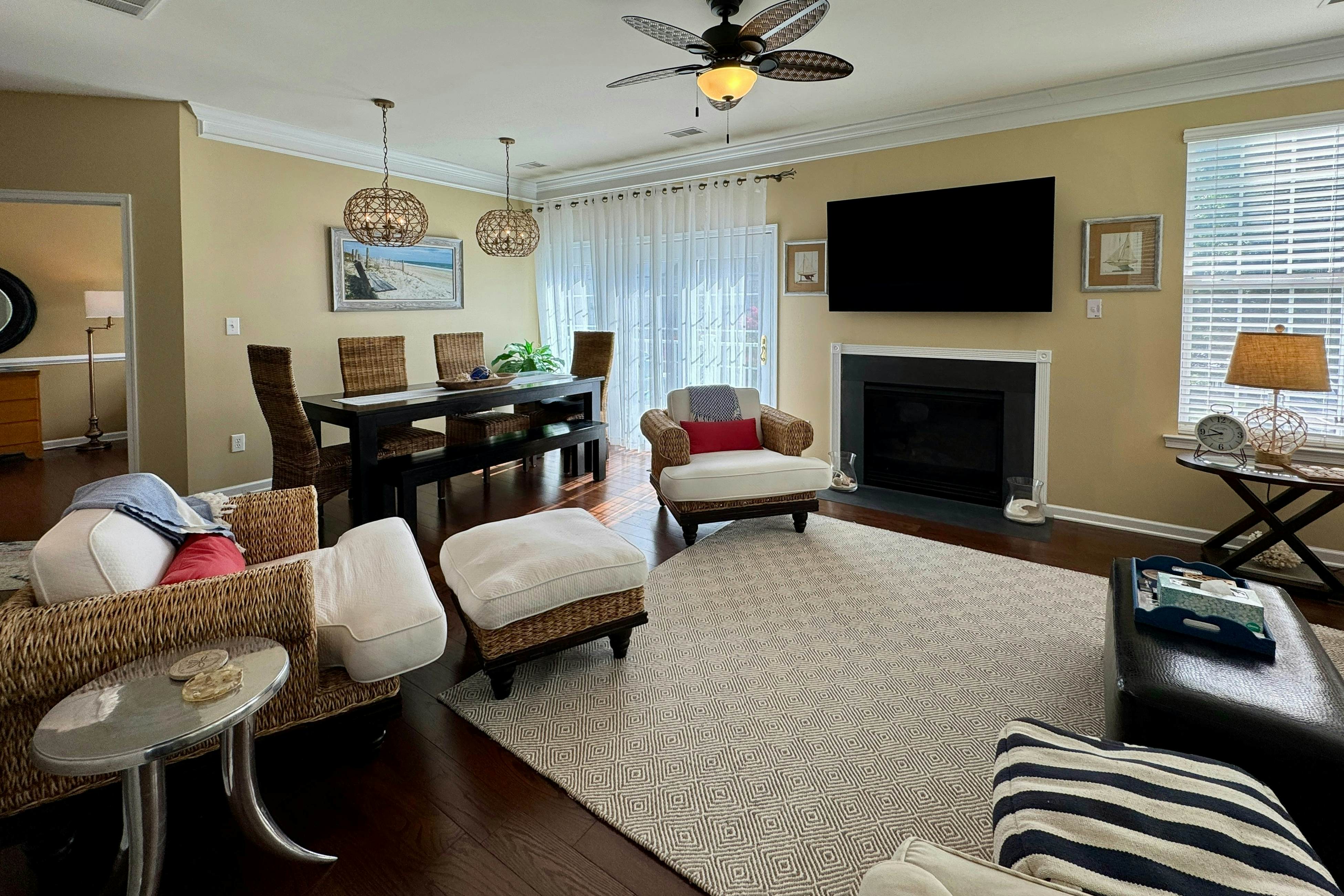 Bayside Bethany Lakes - 38339 N Mill Ln #99