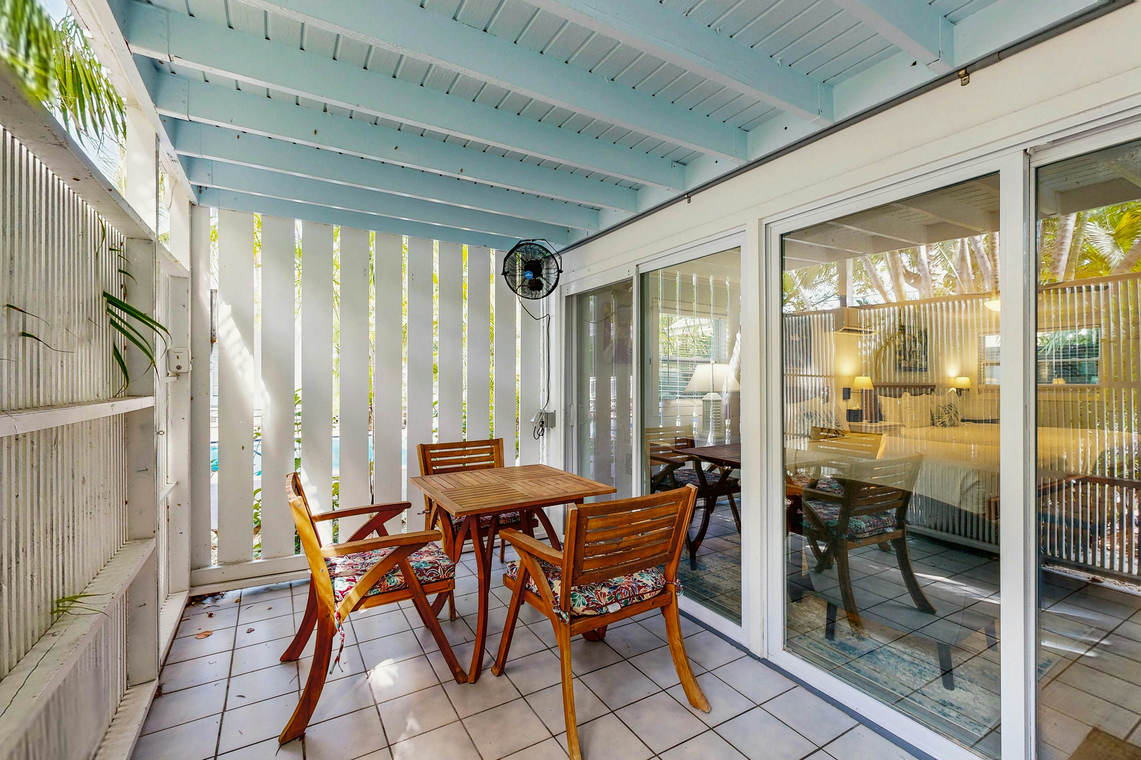 Papa's Hideaway #3 - For Whom the Bell Tolls