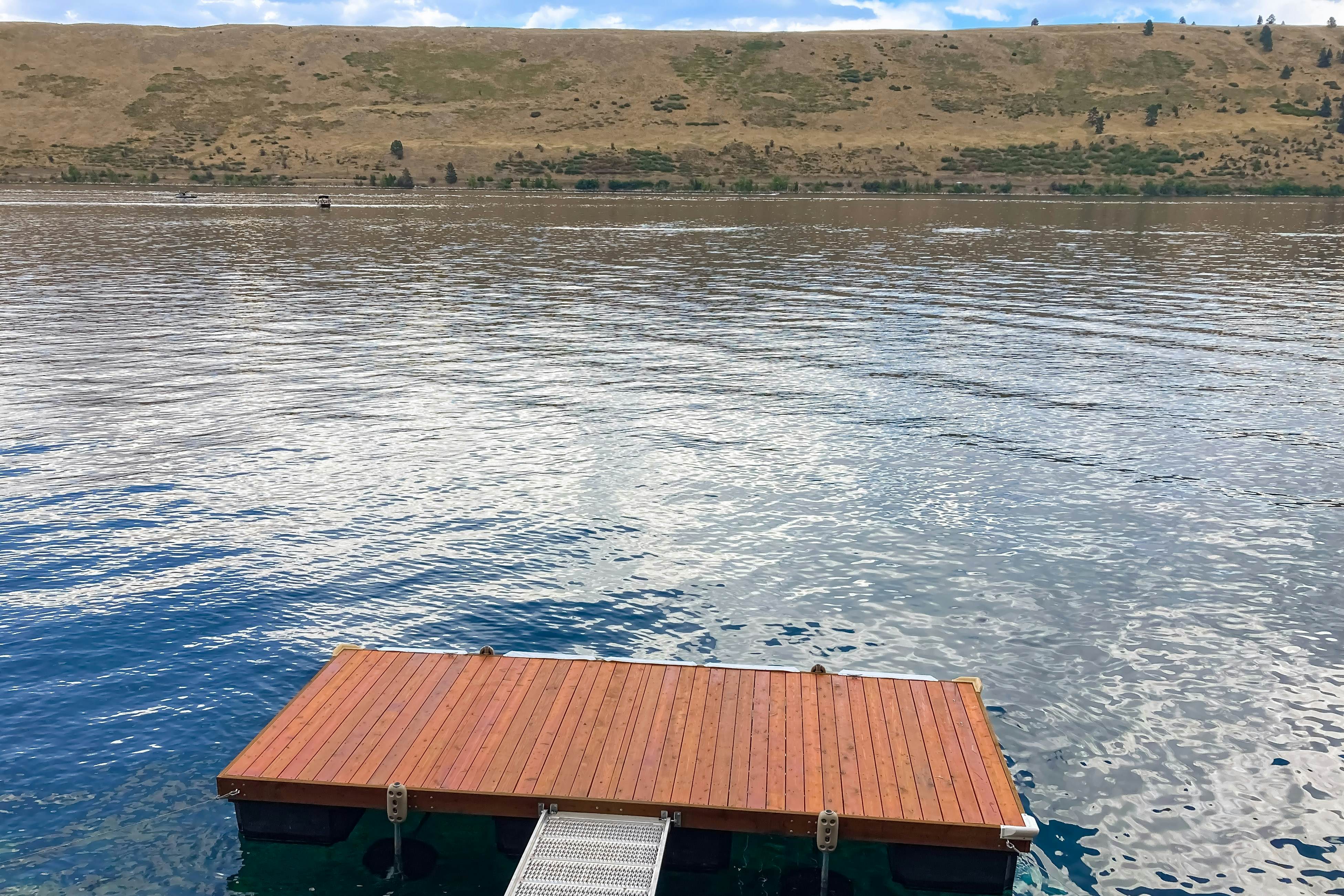 Lakefront on Lake Shore