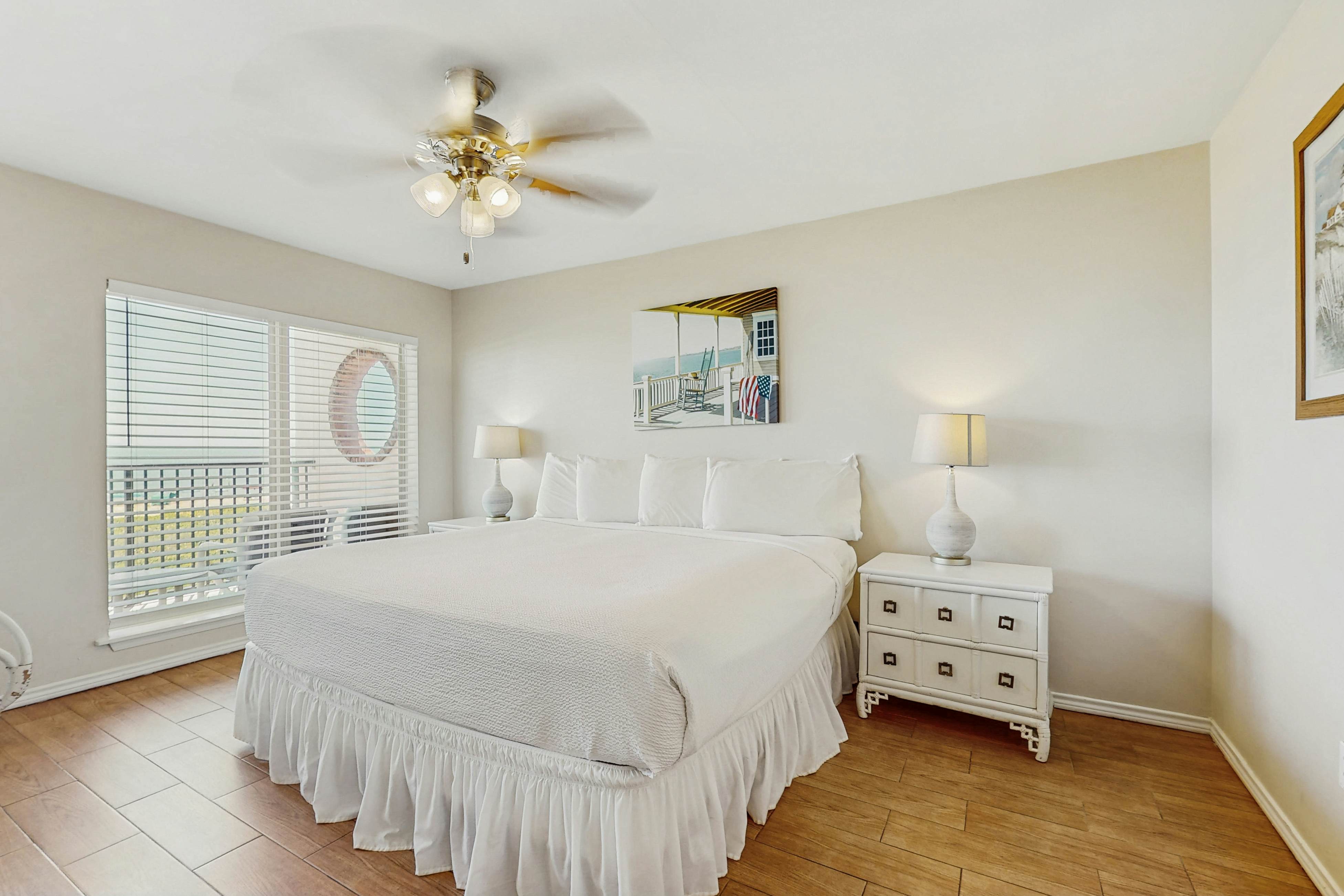 Suntide II Condominiums #306