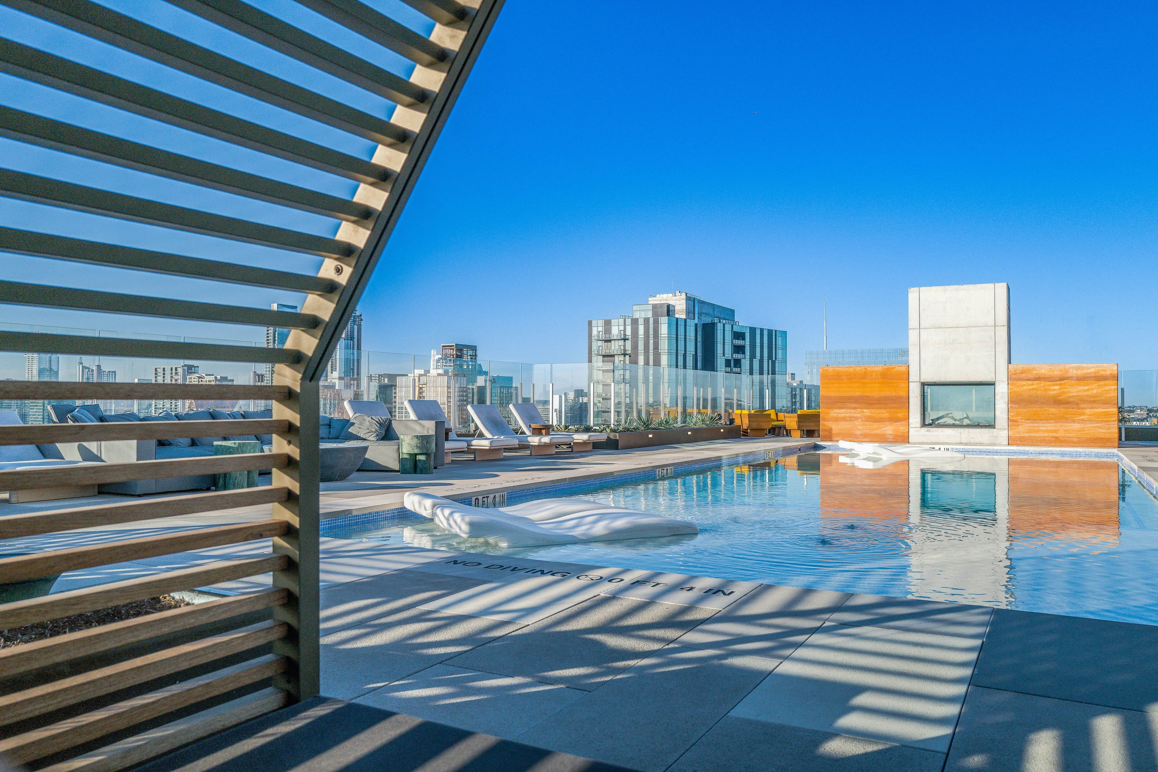 Natiivo Austin Skyline Vistas