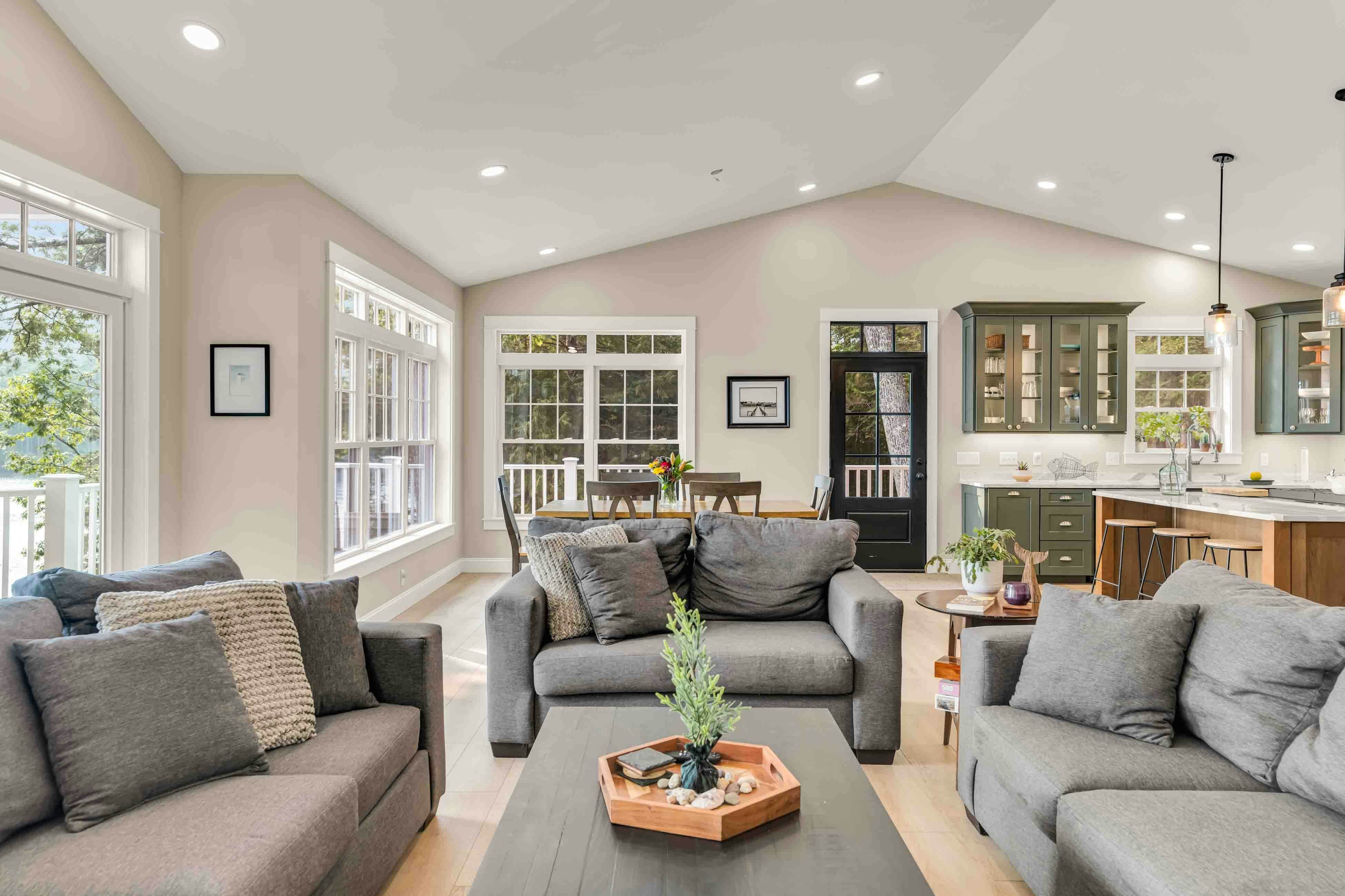 Sunset Point Cottage