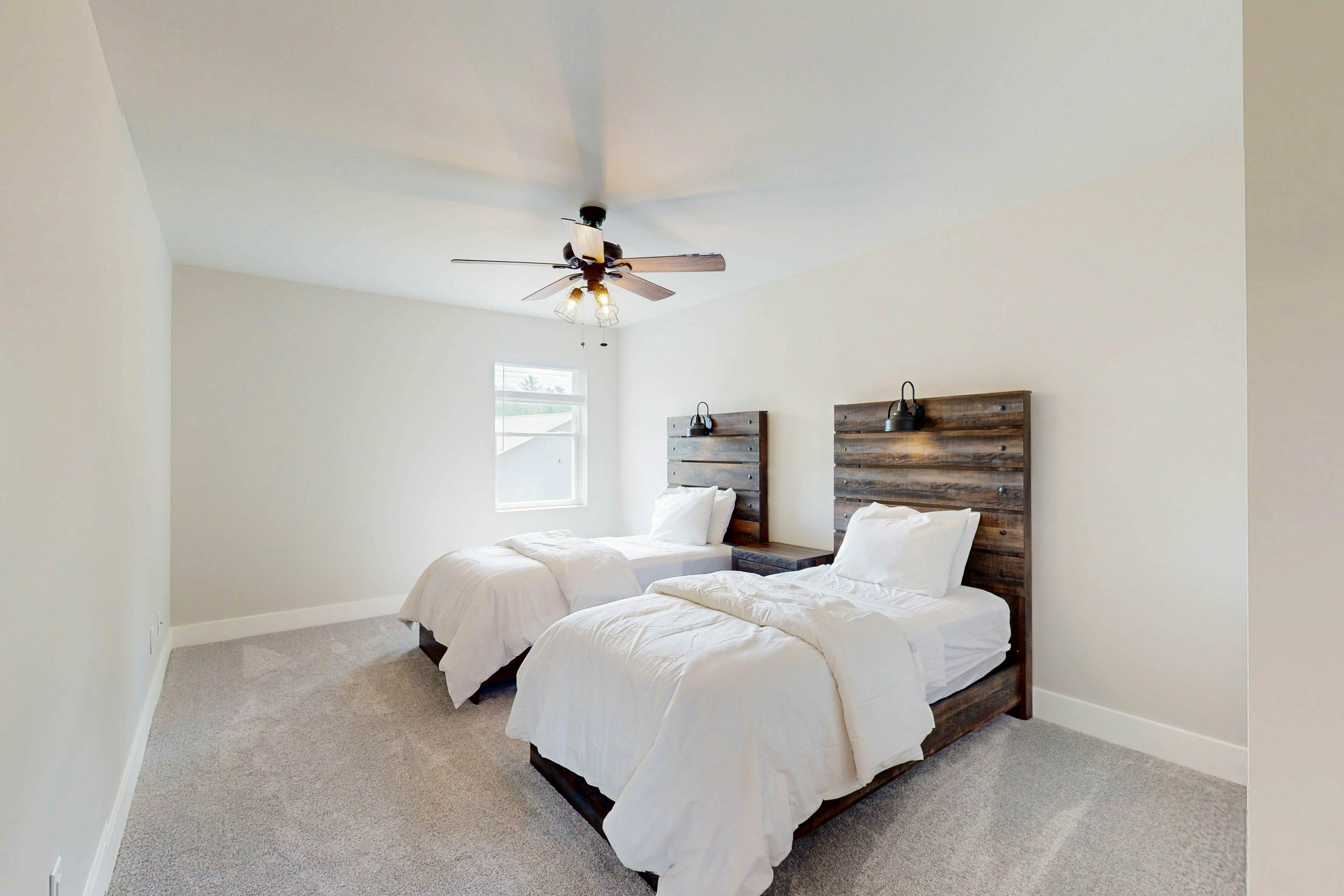 The Crossing at Lake Forest- 39 & 40