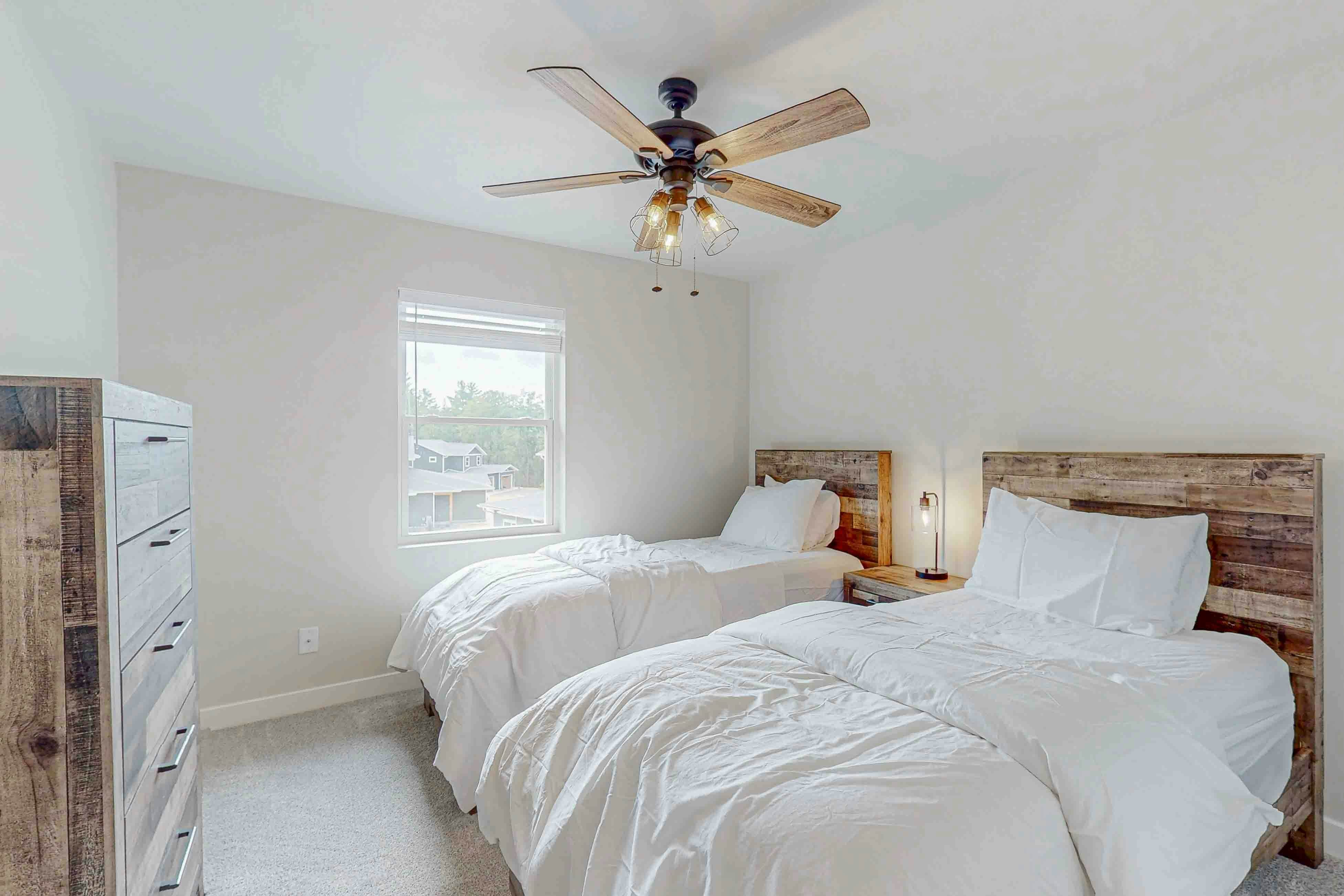 The Crossing at Lake Forest- 39 & 40