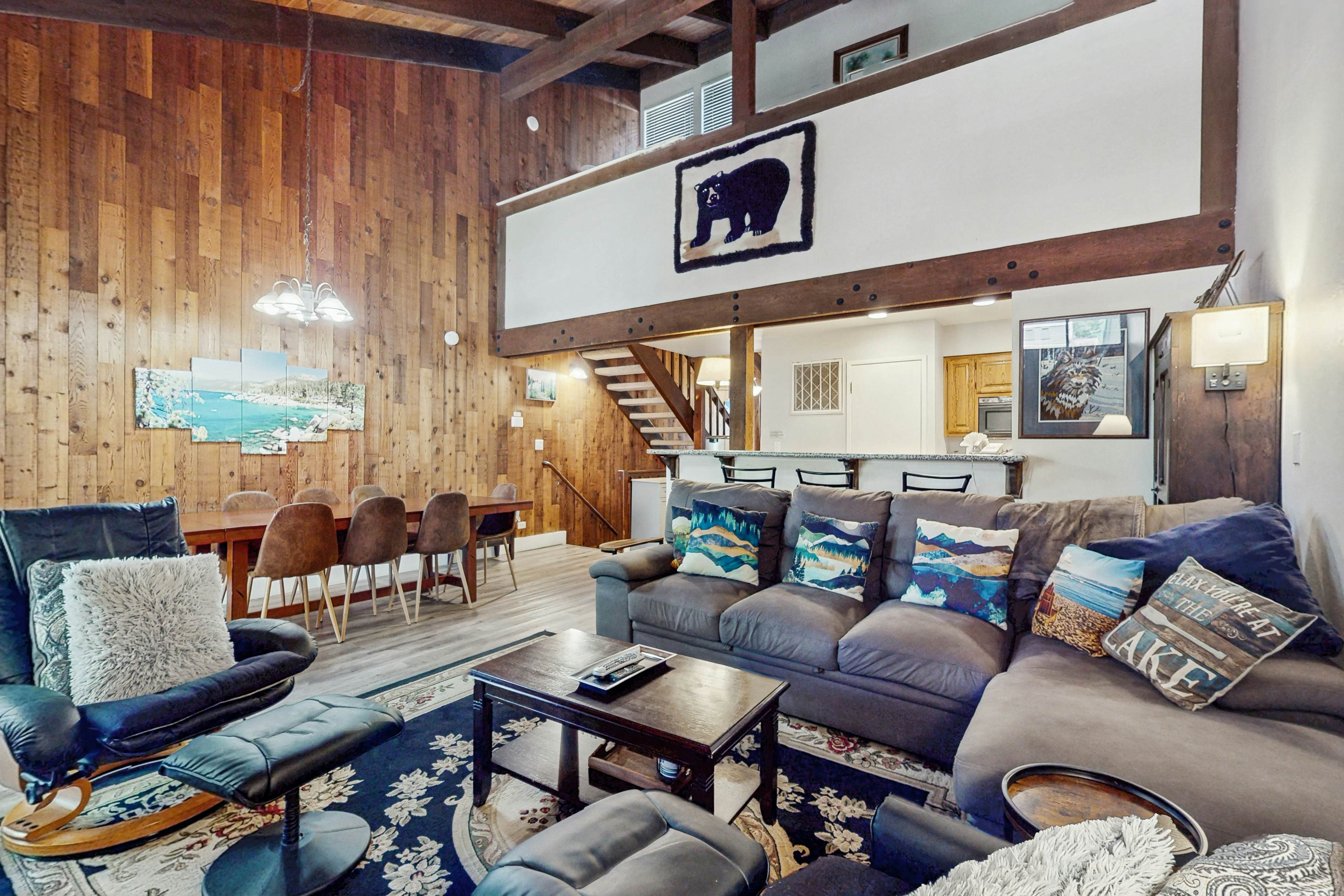 Lovely Lakeland Lodge at Lakeland Village