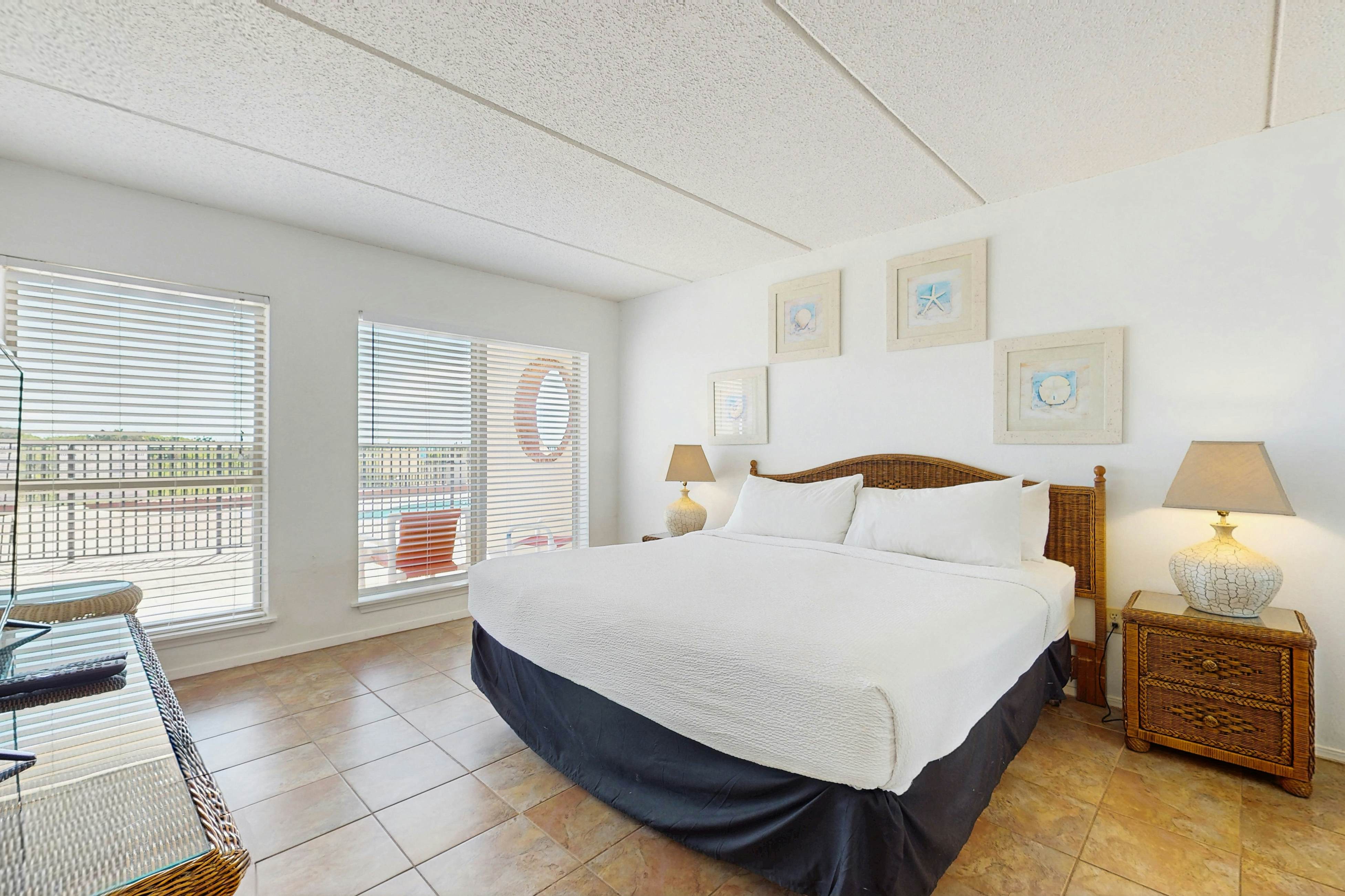 Suntide II Condominiums #108