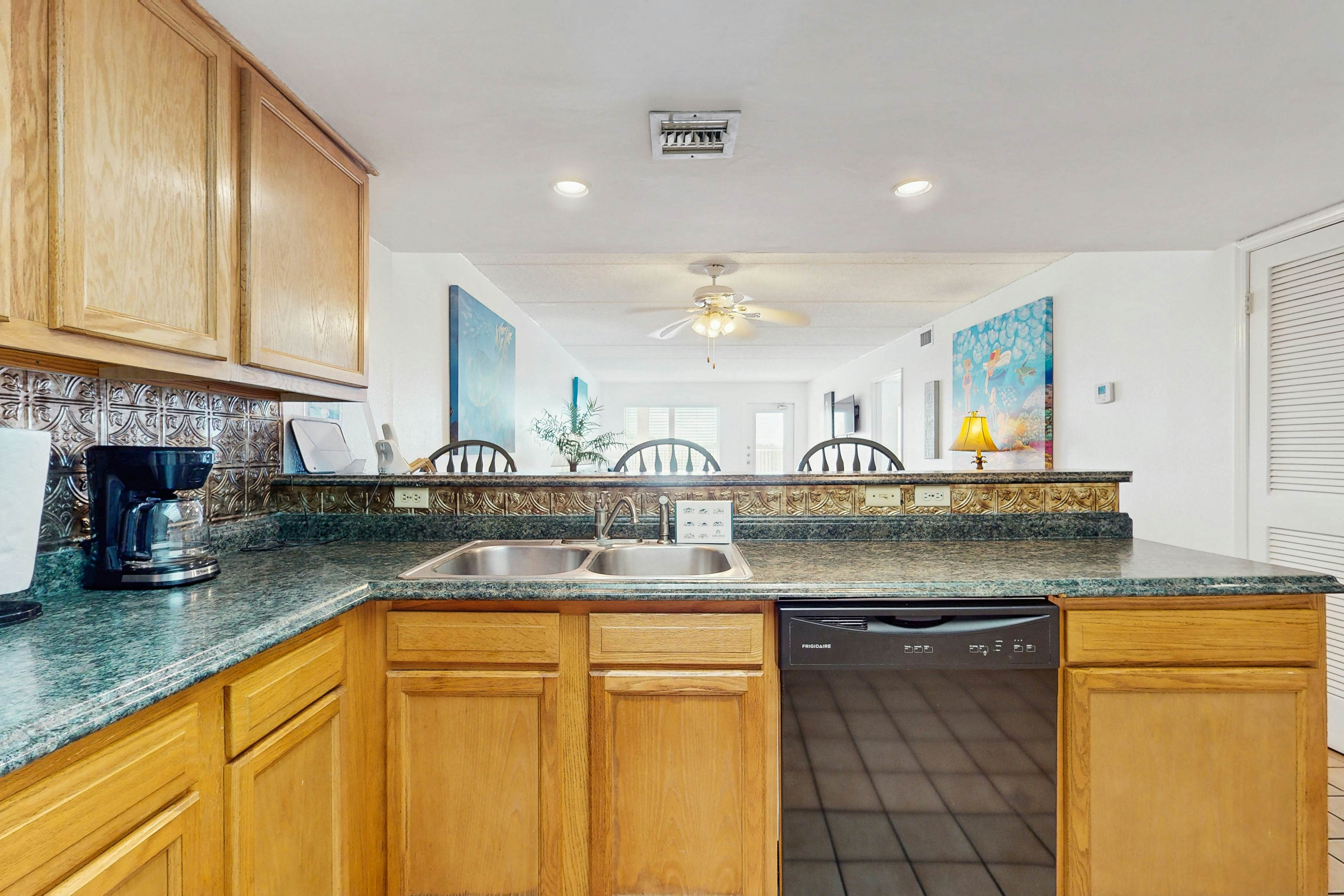 Suntide II Condominiums #108