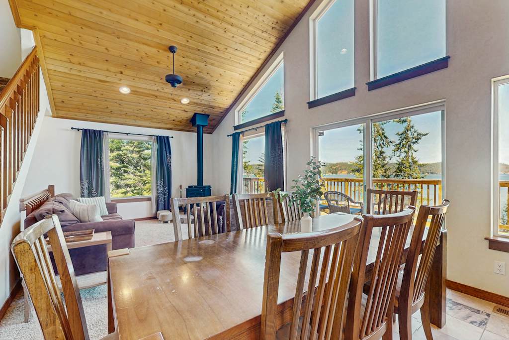 Cozy Lakeview Haven | Spacious Deck & BBQ 5