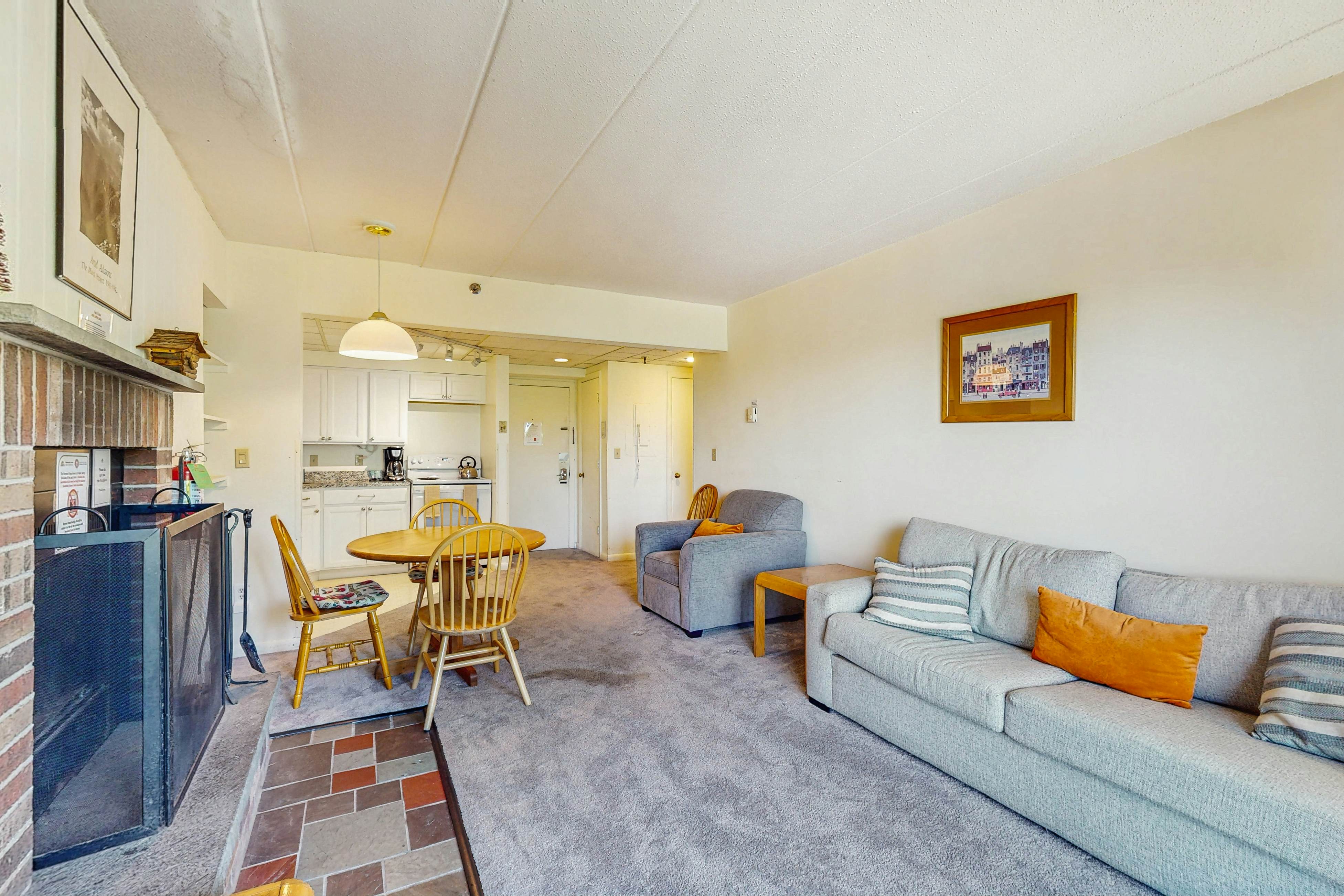 Mountain Green - 2E7