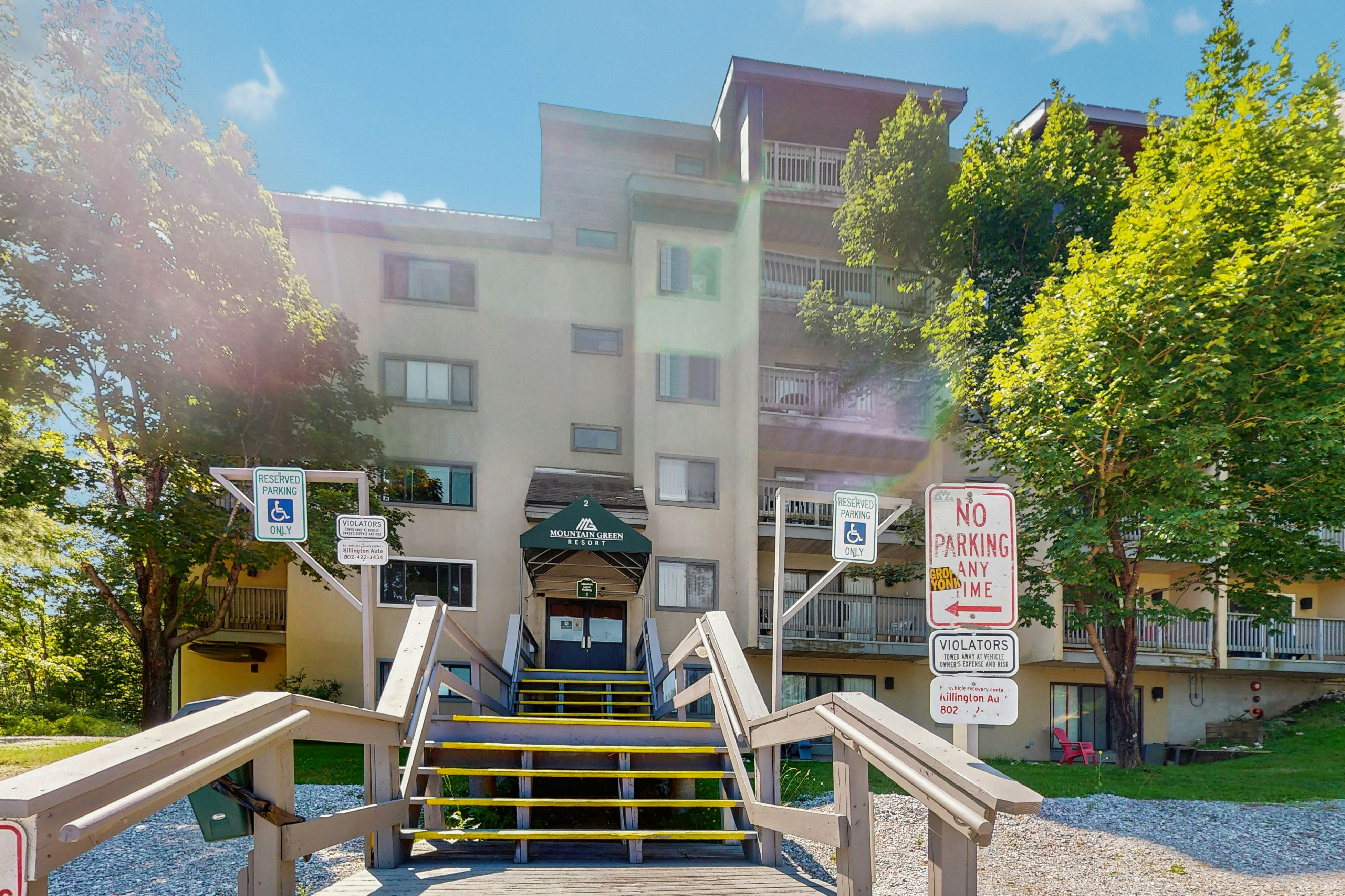 Mountain Green - 2E7