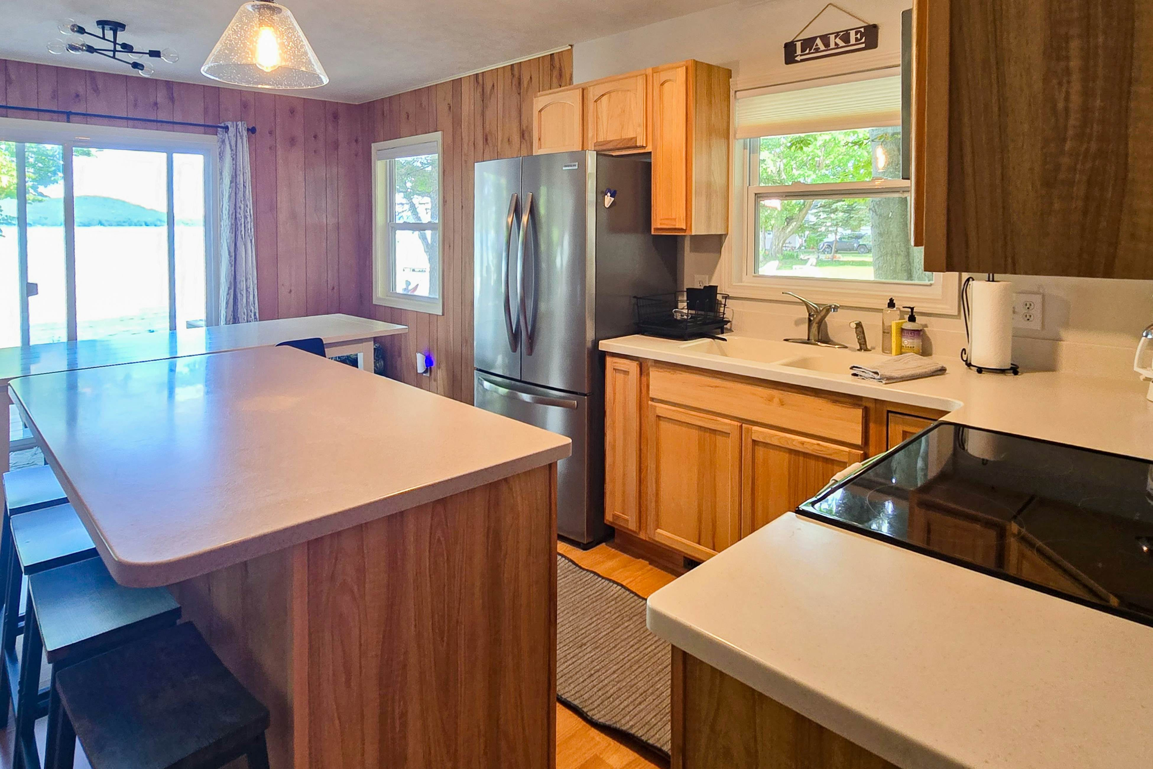 Dune Hideaway: On Little Glen Lake