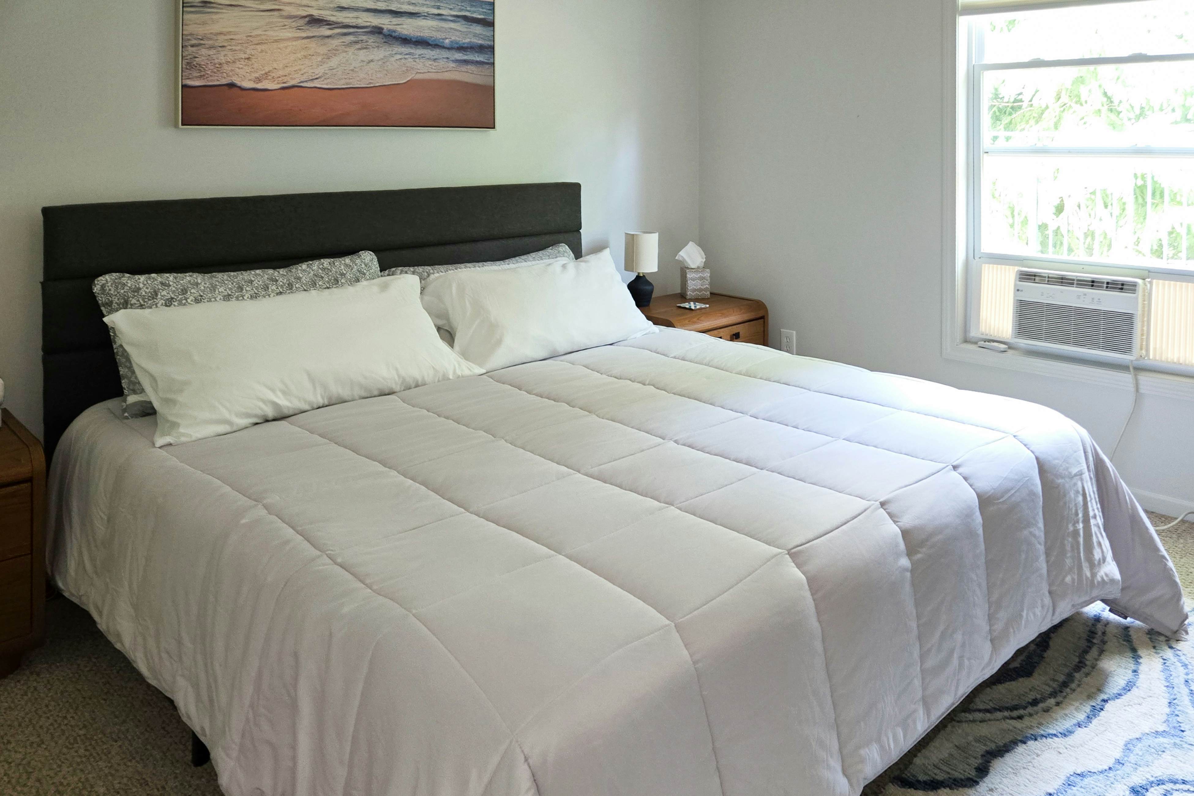 Dune Hideaway: On Little Glen Lake