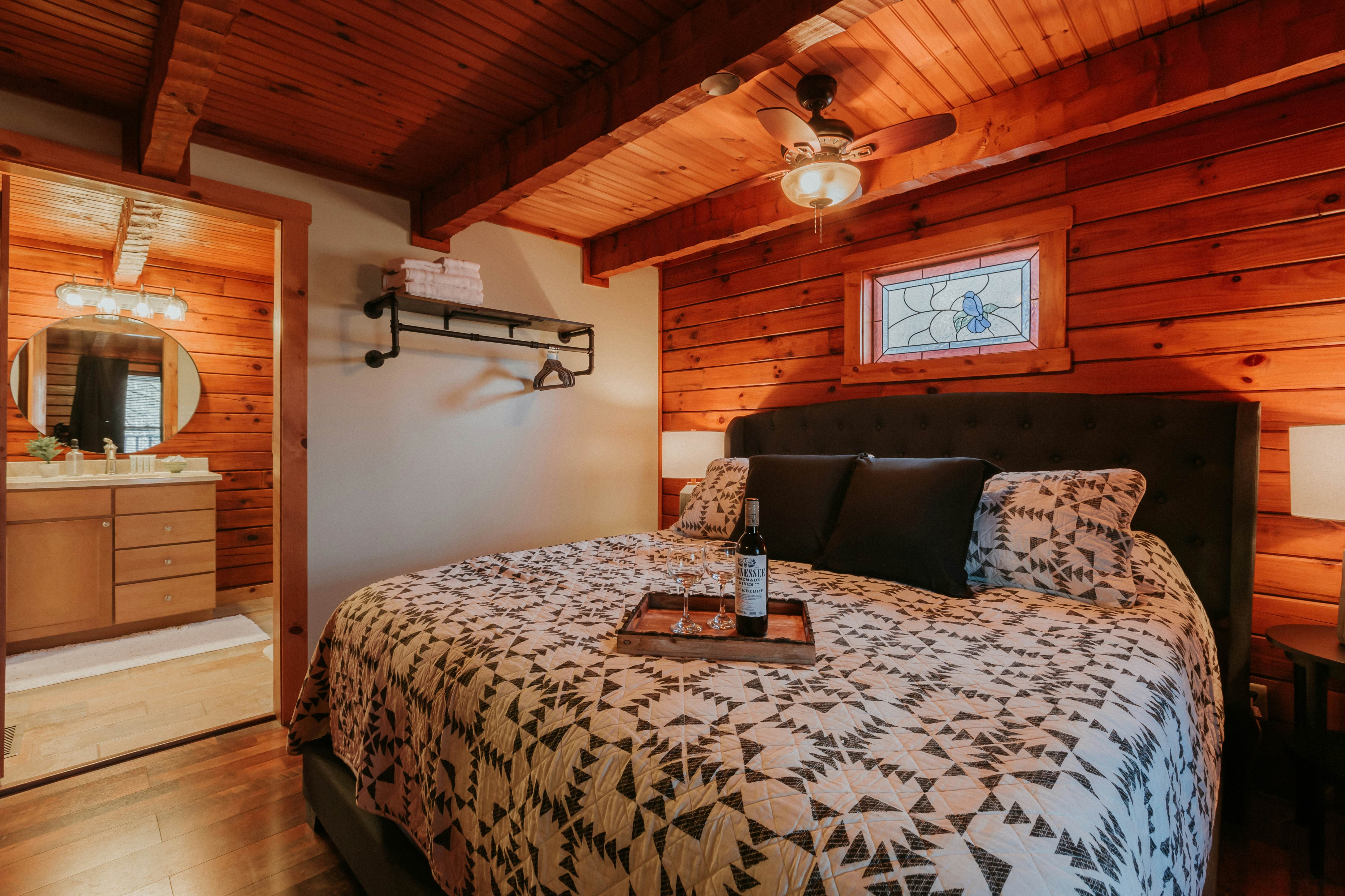 Cozy Modern Mountain Retreat