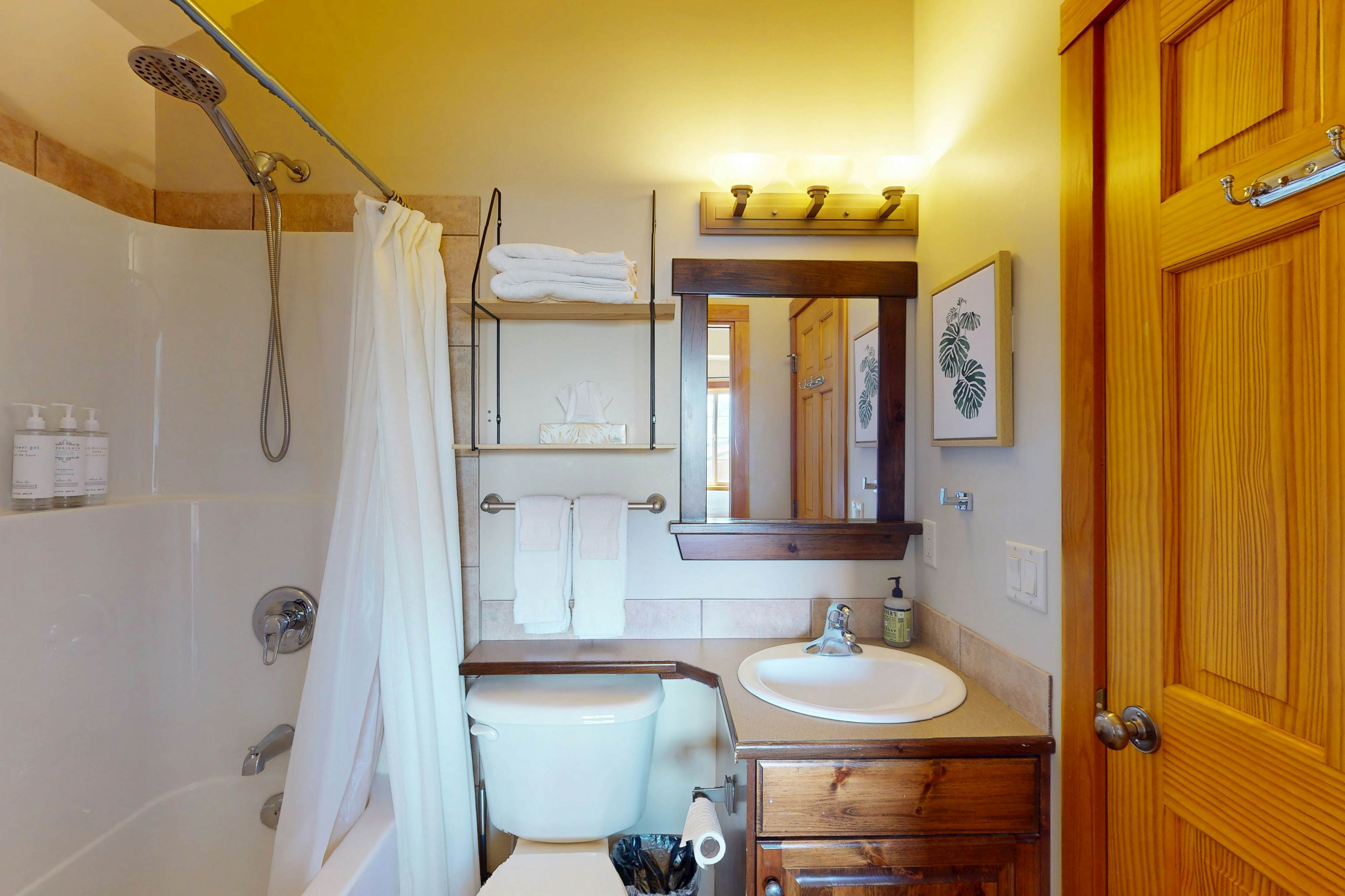 Cedar Lodge Escape at Whitetail Townhomes 21