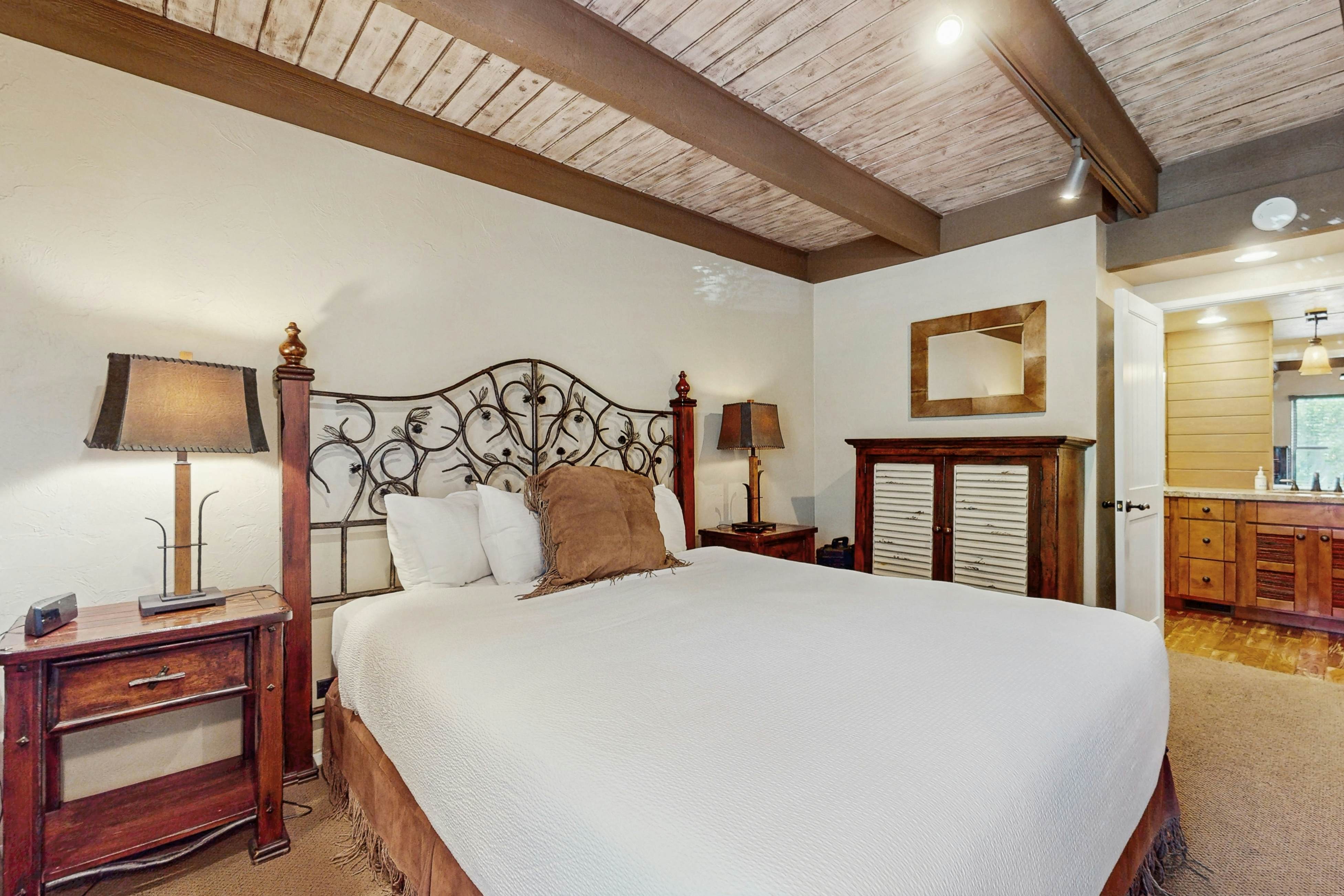 Tahoe Shore Haven Lakeland Village 640