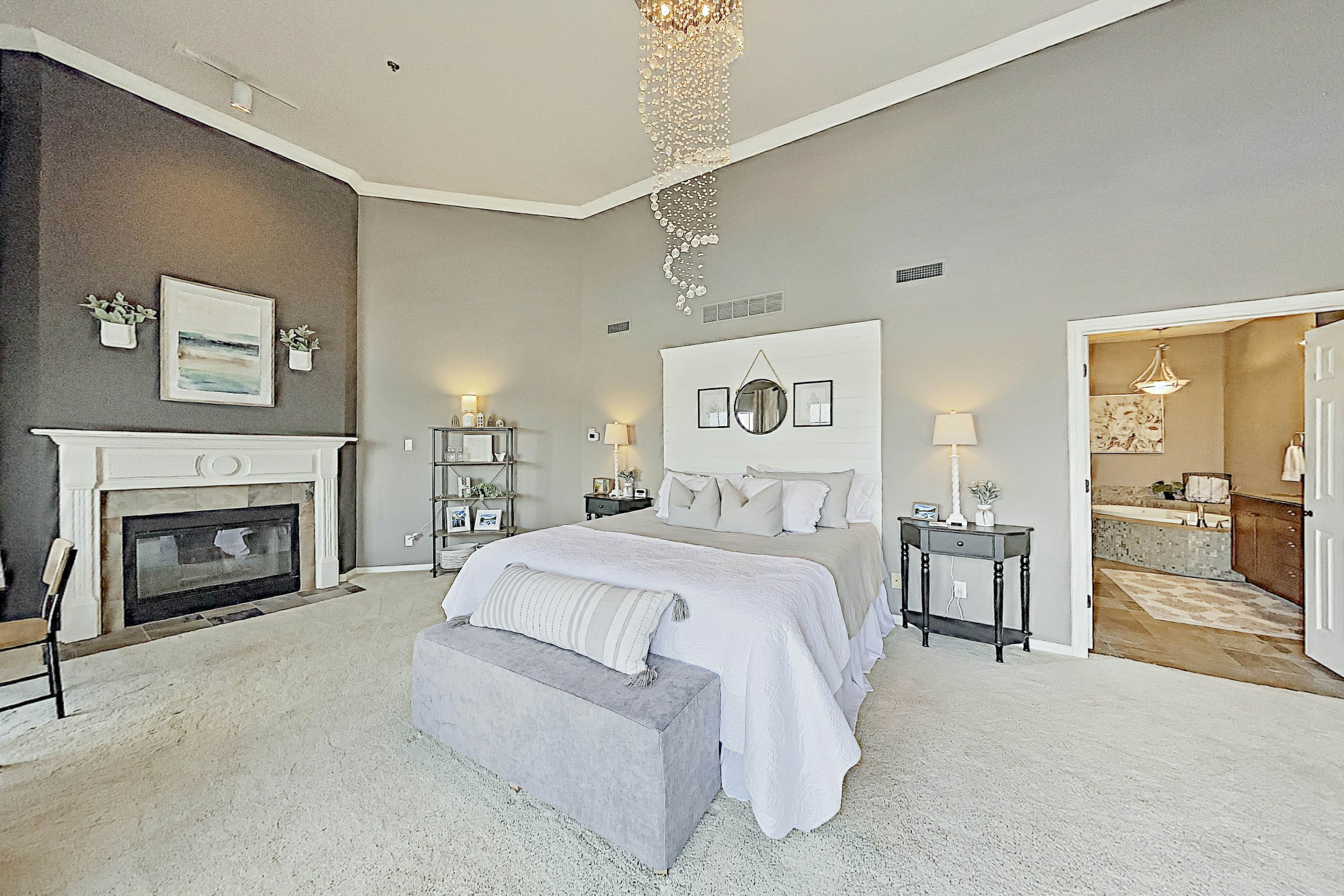 The Island on Lake Travis #1307