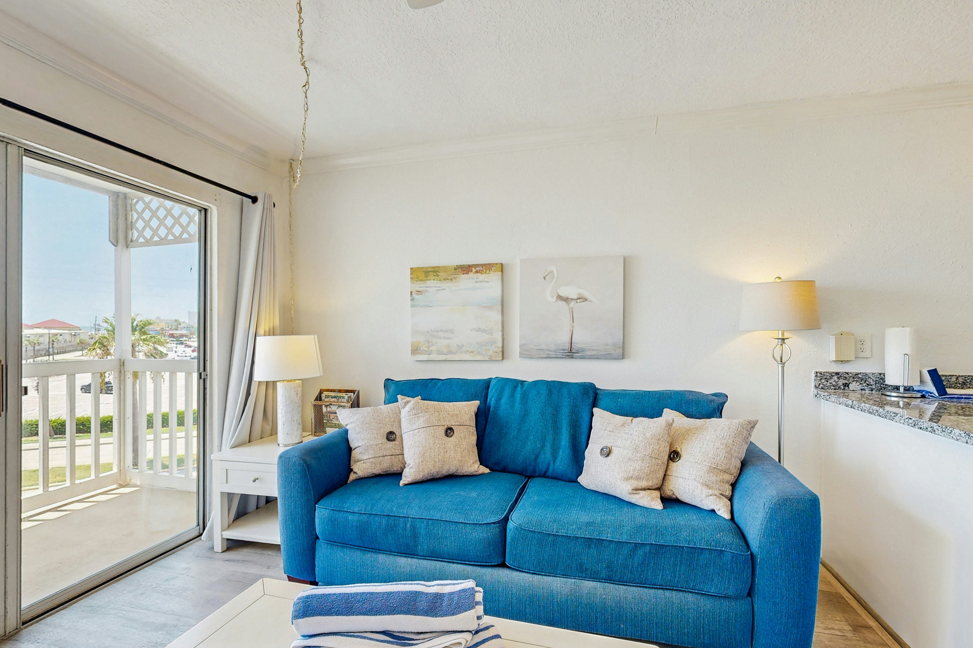 The Victorian Condos - Beach Waves