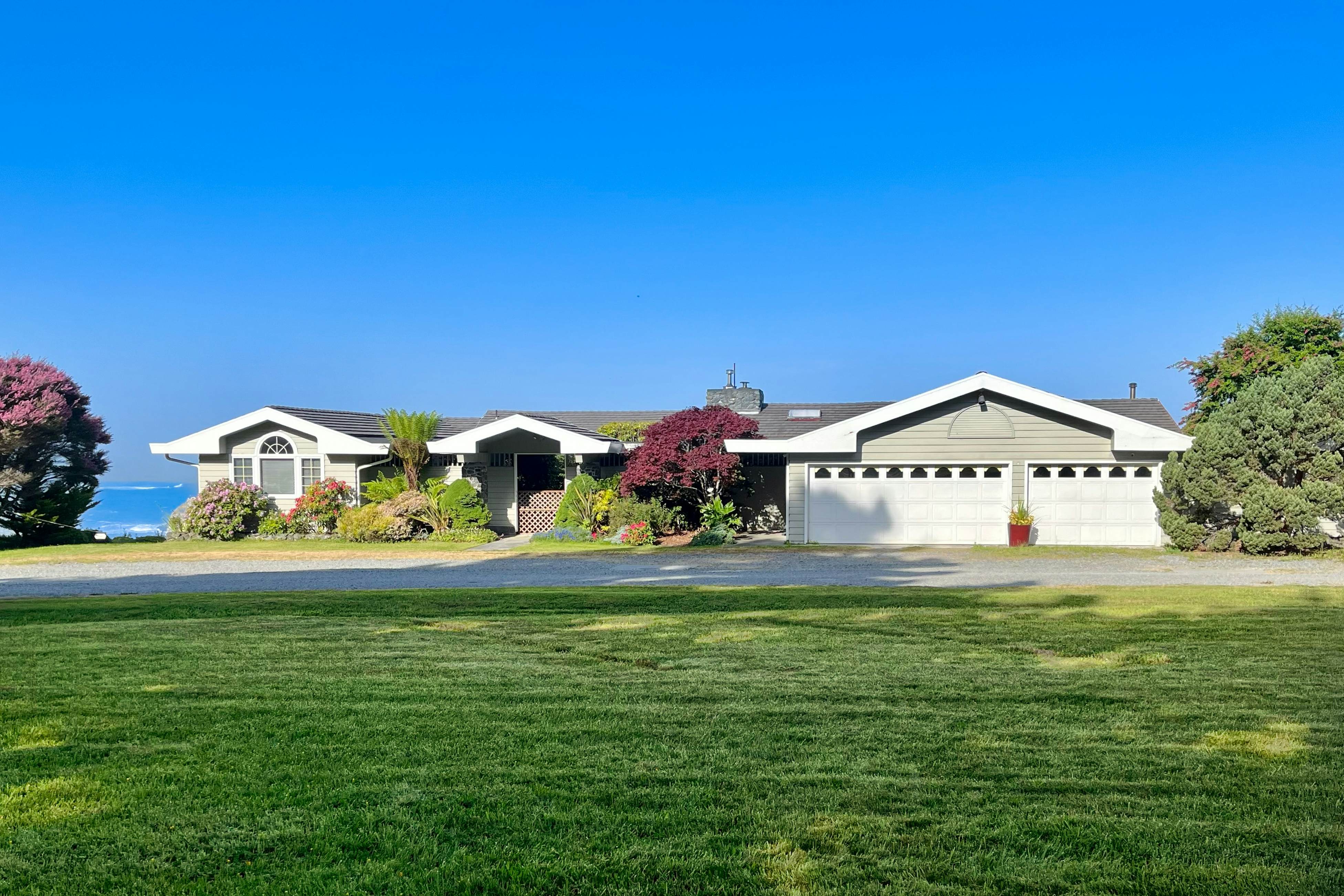 Whalerock Luxury Home