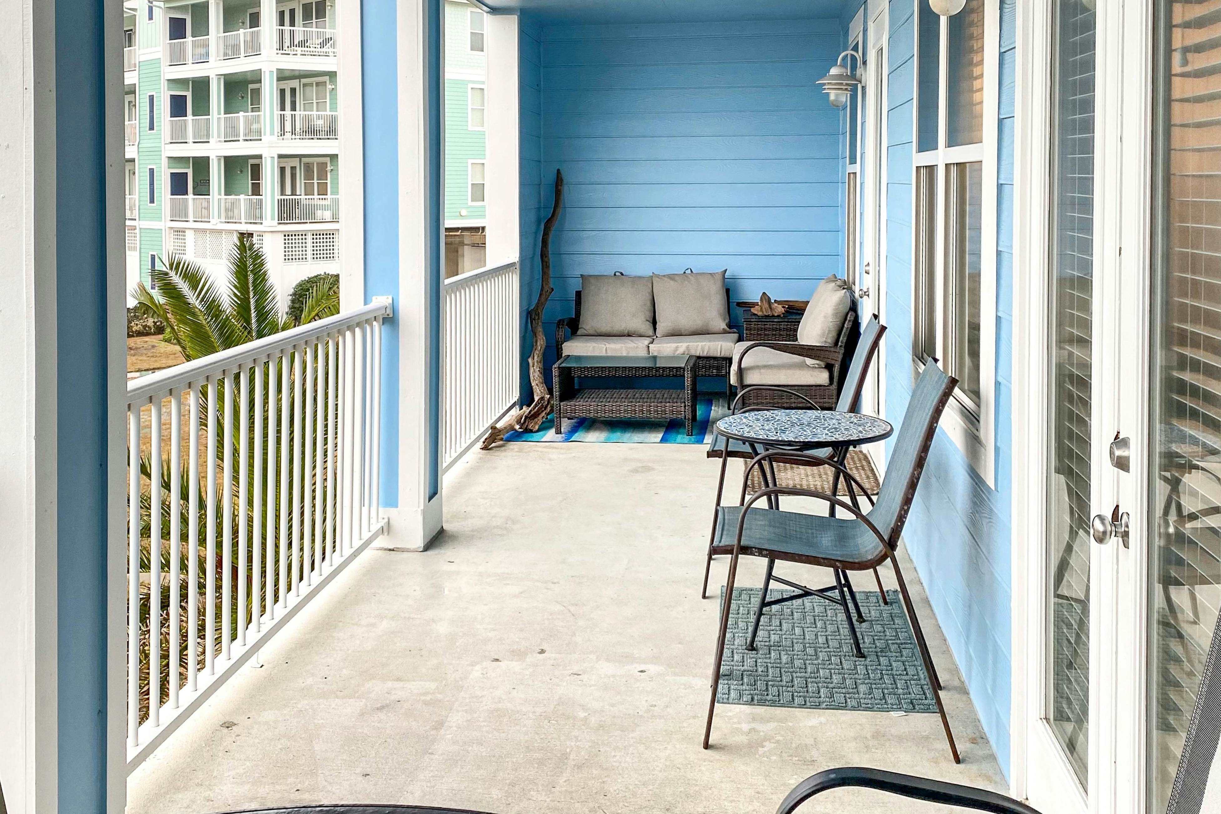 Pointe West Resort - OceanScape