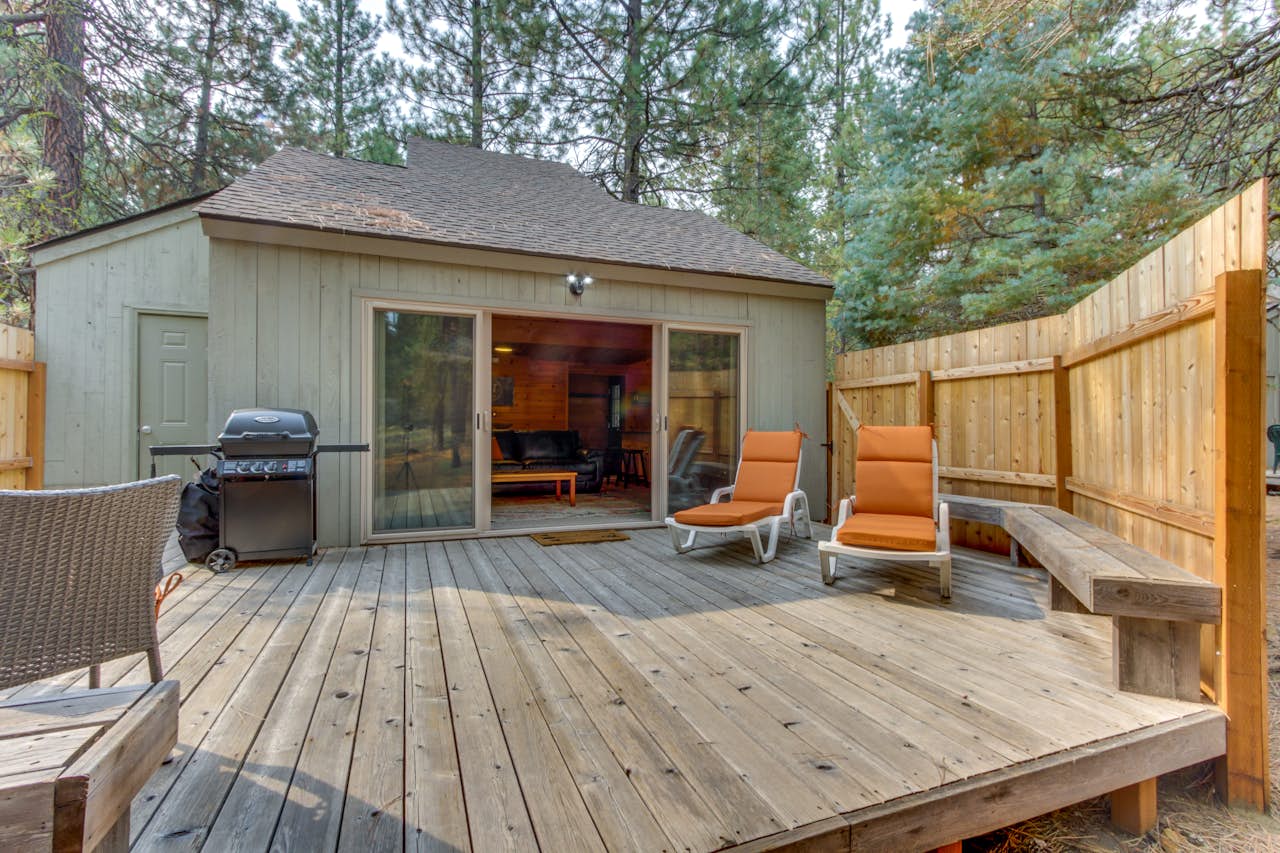 Lucky 7 1 BD Vacation Rental in Black Butte Ranch, OR Vacasa