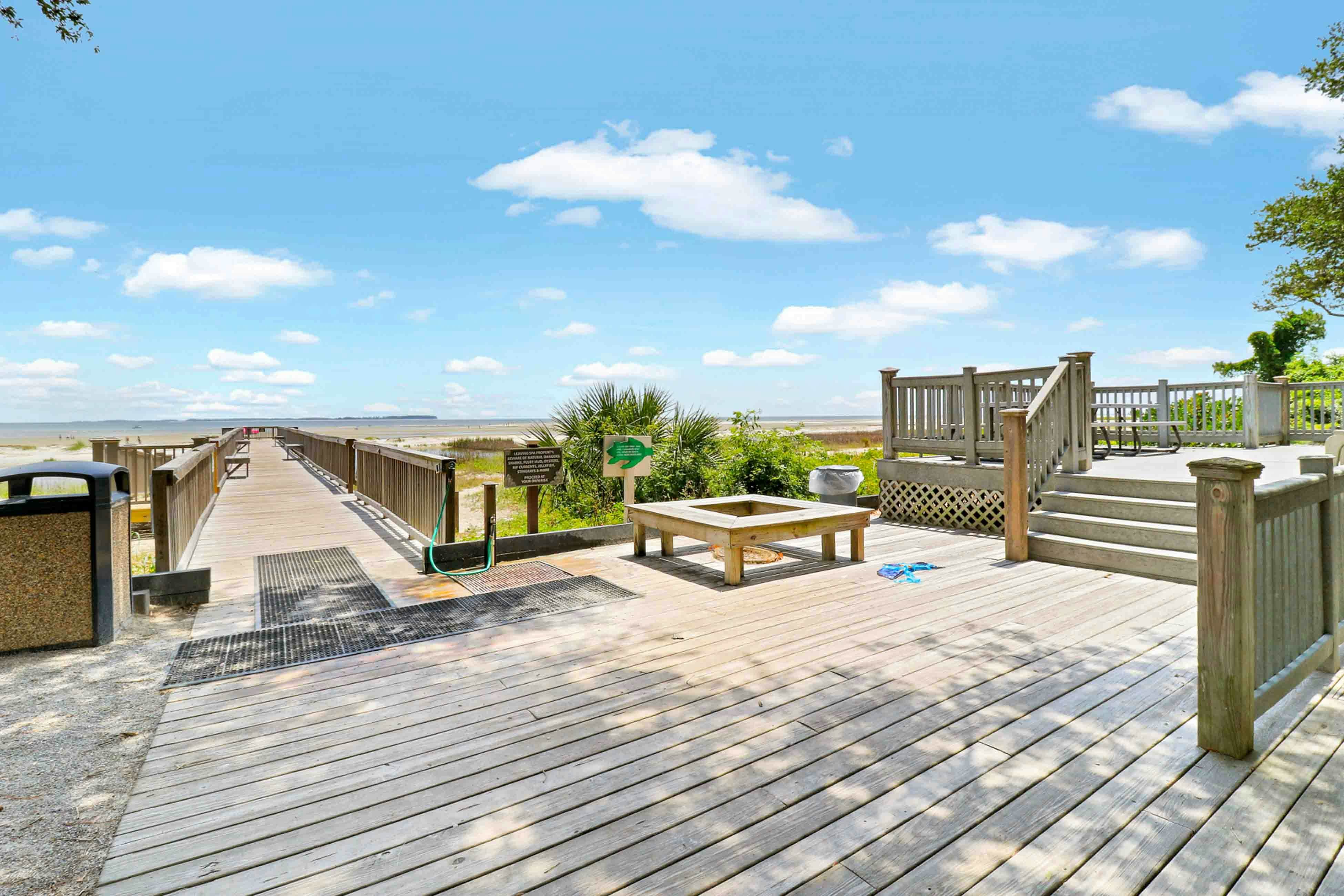 Spa On Port Royal Sound 3337