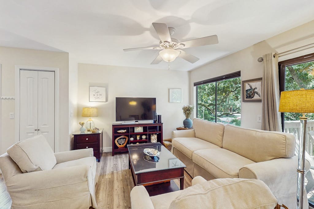 Stylish Island Retreat w/ Pool: Near Beach, Dining, Shops & Golf — Hilton Head, SC — vacation rental