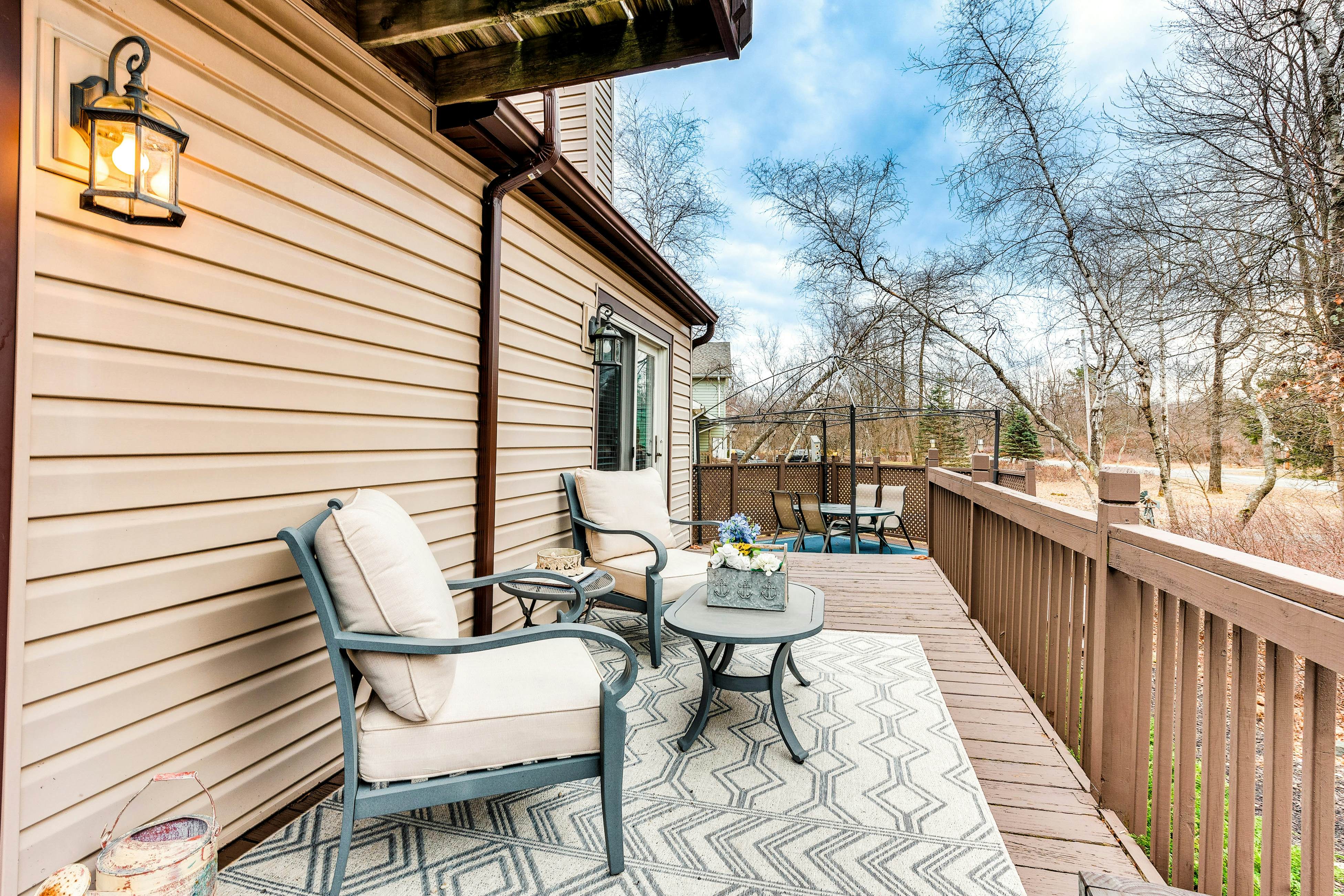 Emerald Lakes Getaway