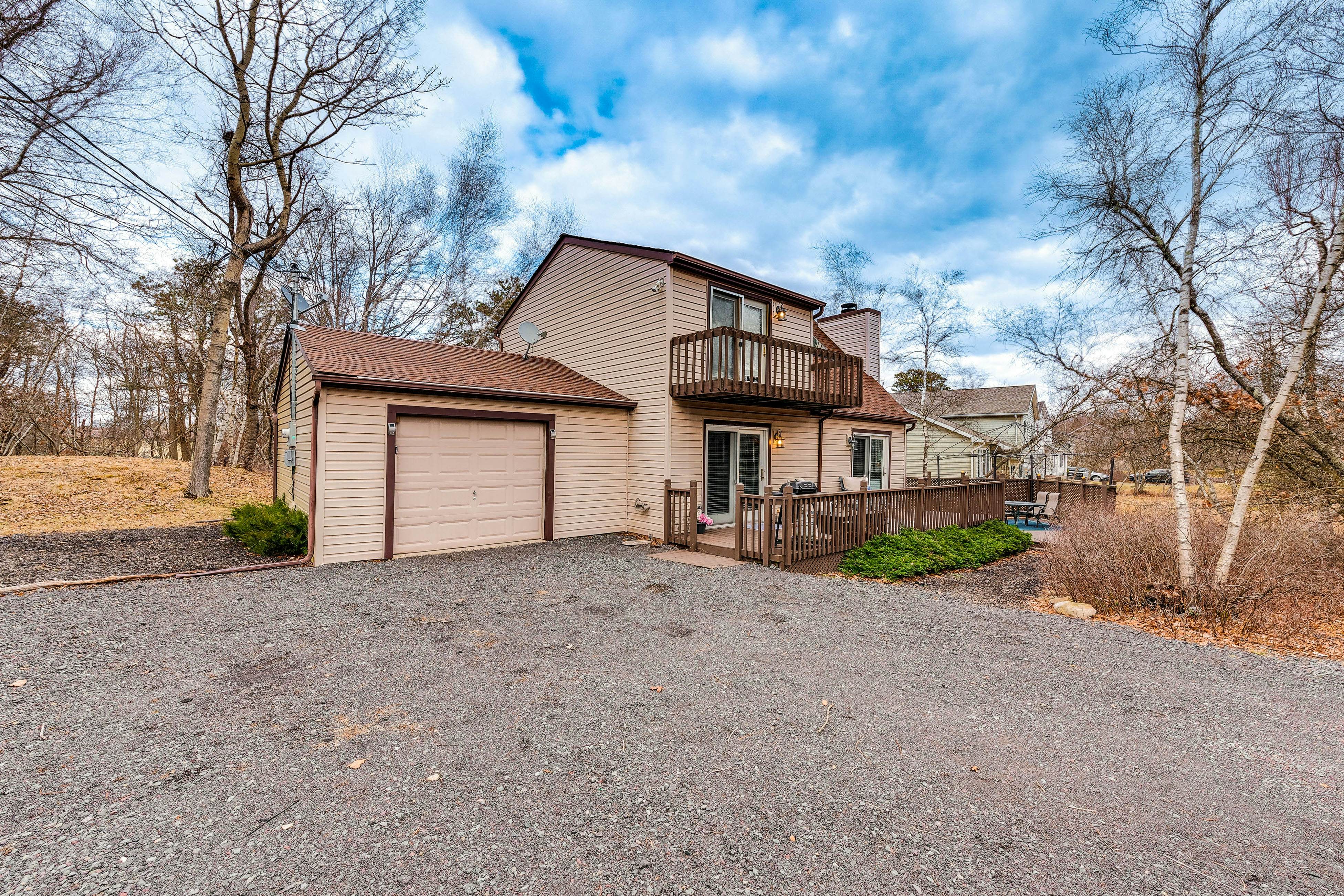 Emerald Lakes Getaway