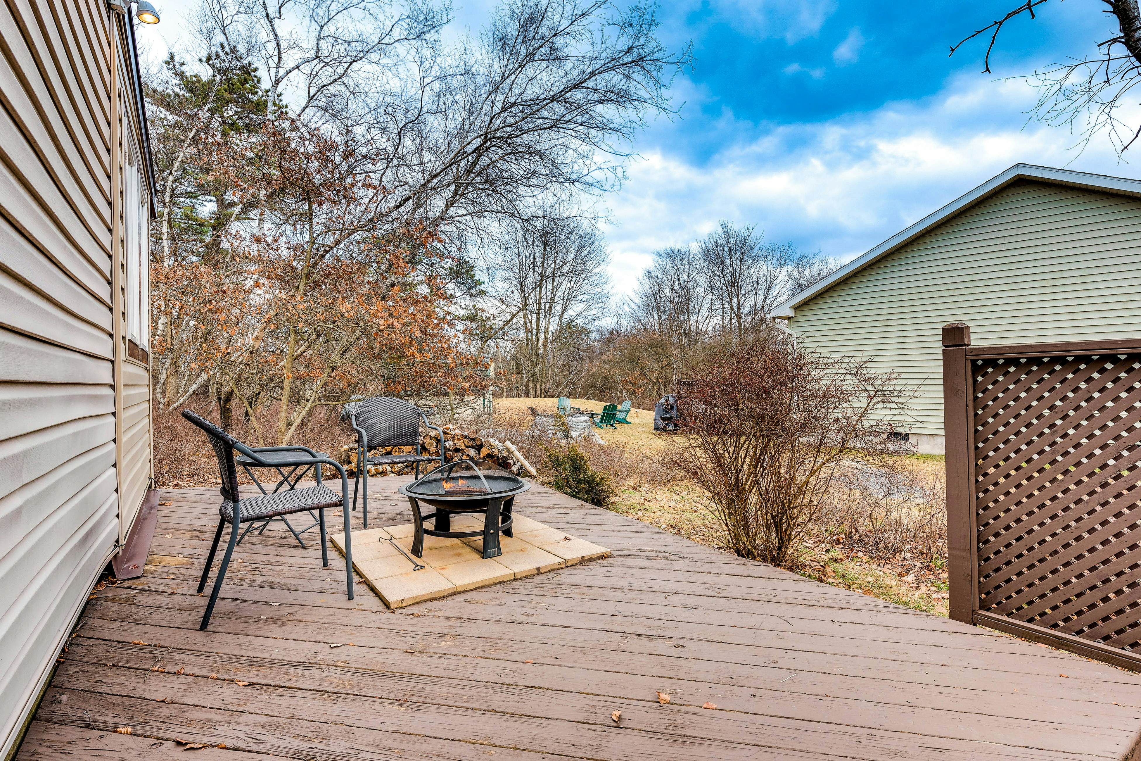 Emerald Lakes Getaway