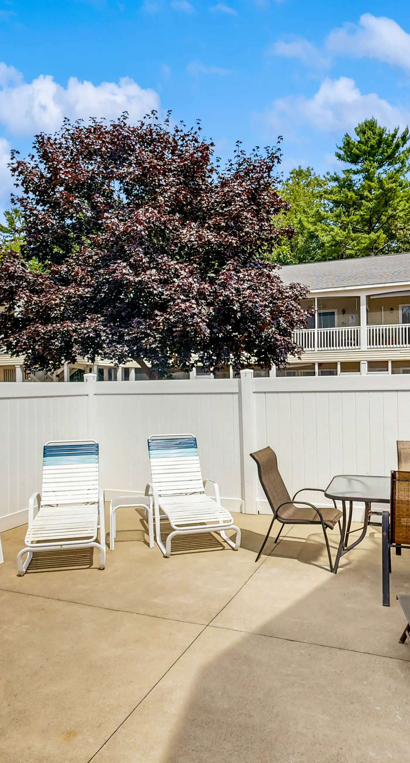 Wellington Manor 240
