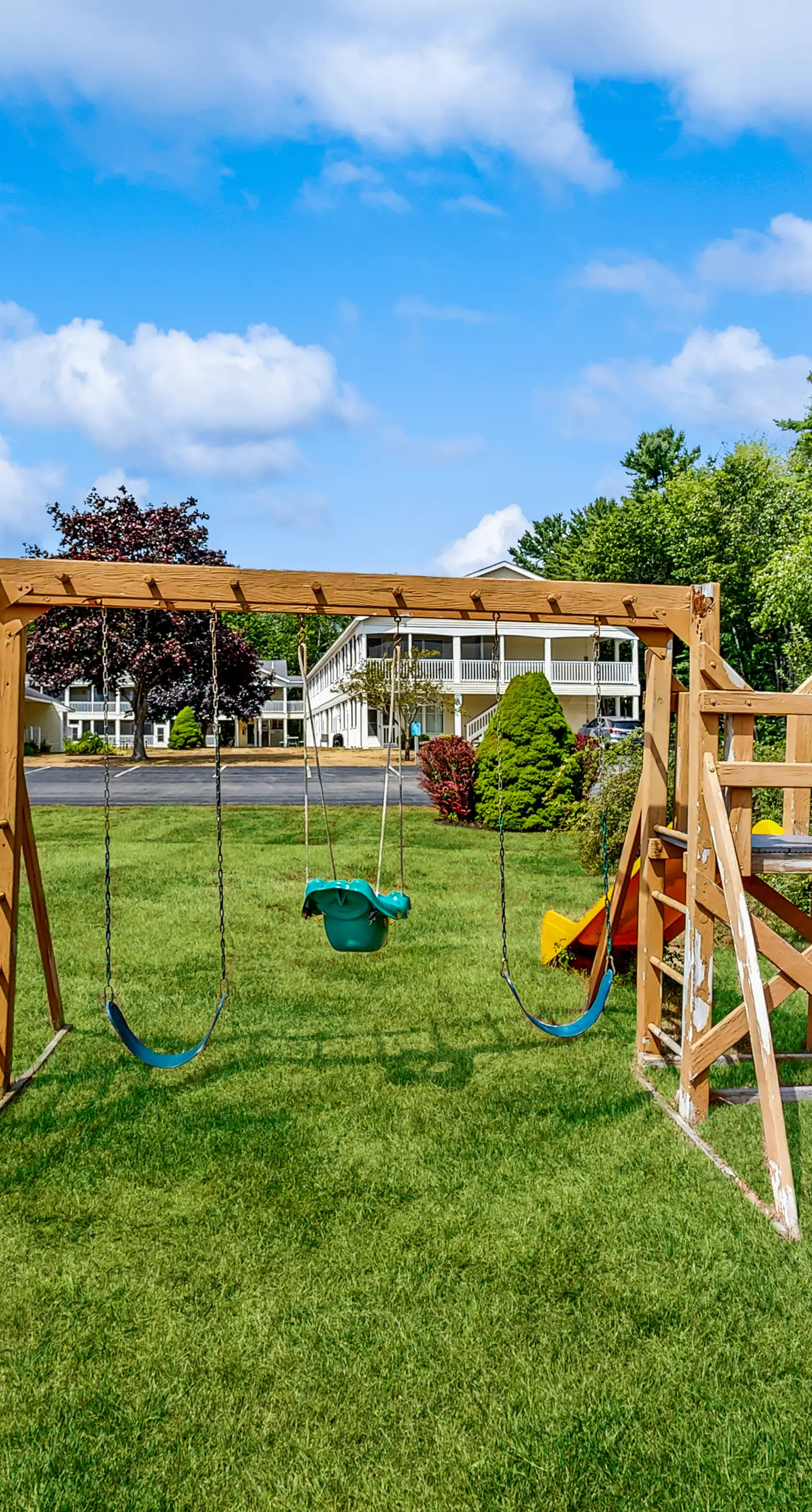 Wellington Manor 240