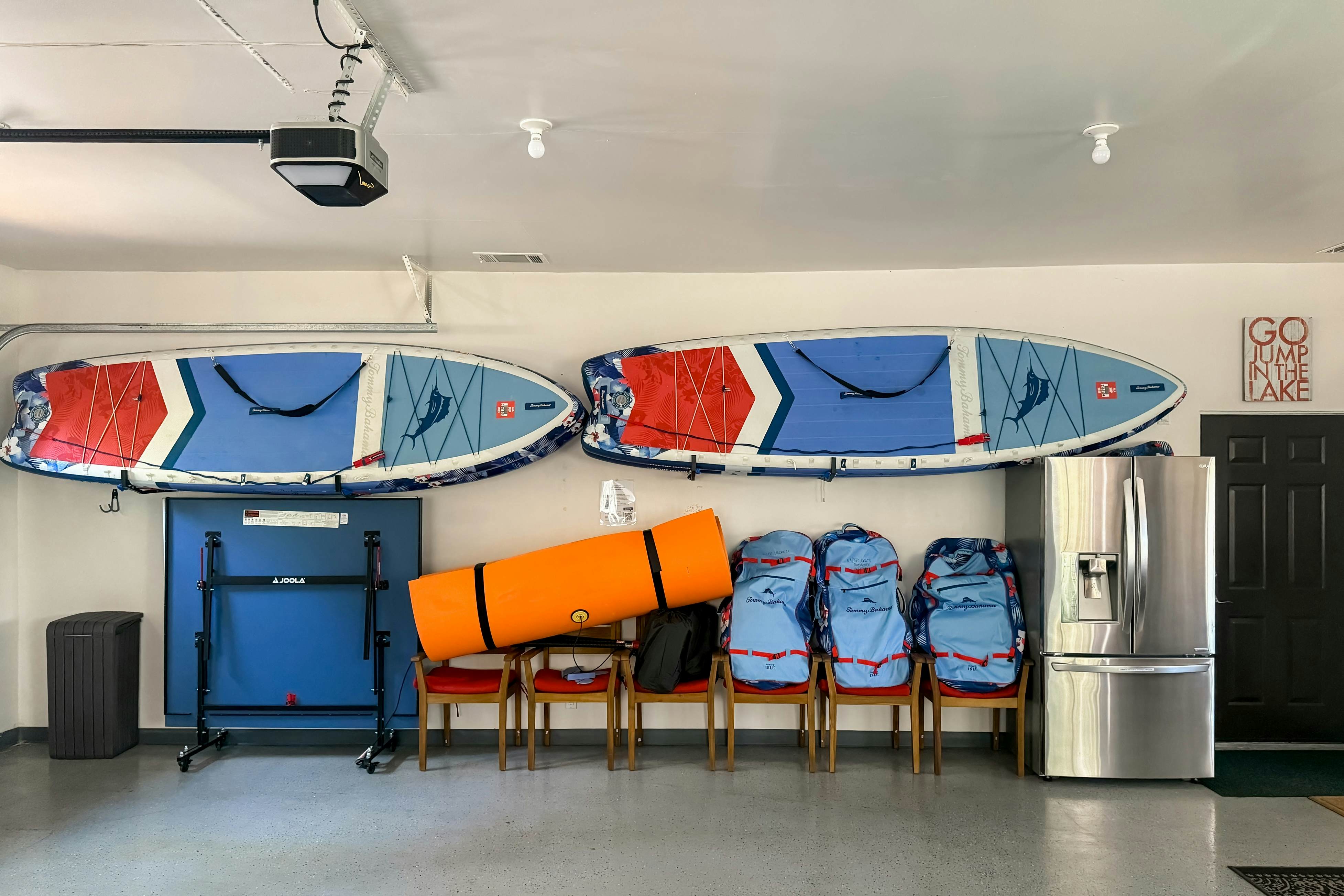 Surreal Feel Lakeview Chalet 