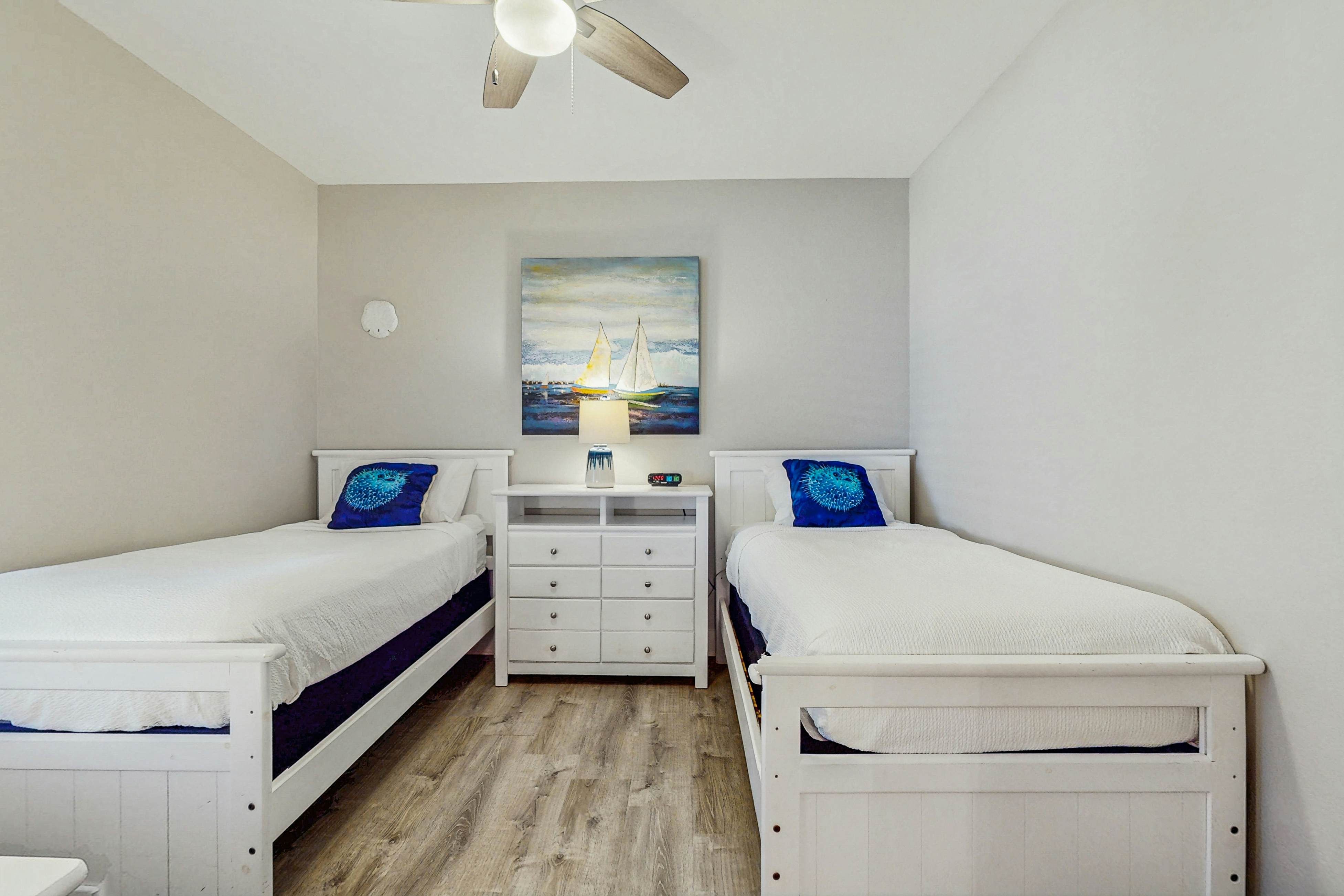 Pointe West Resort - Treasure on the Beach