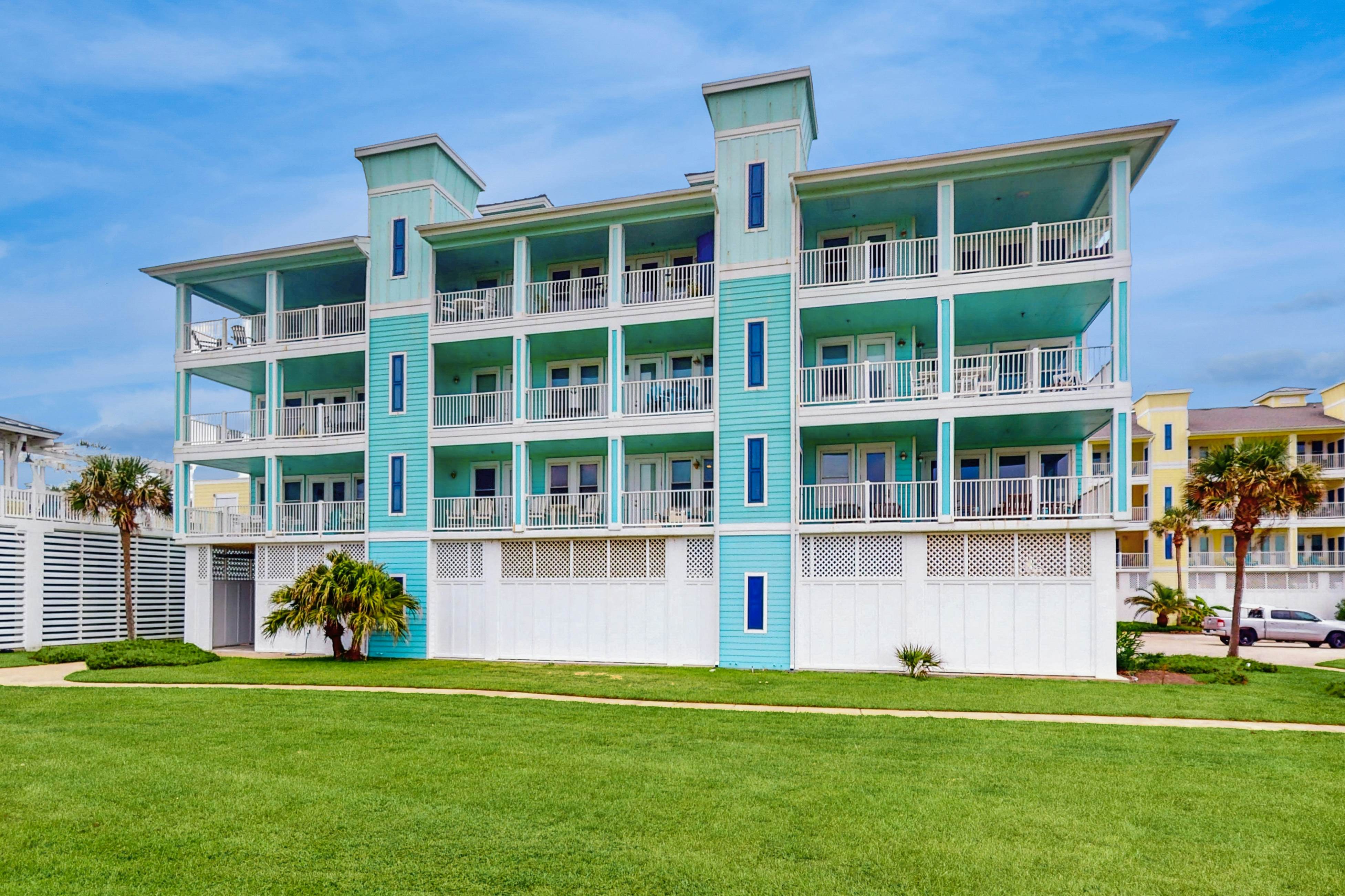 Pointe West Resort - Treasure on the Beach