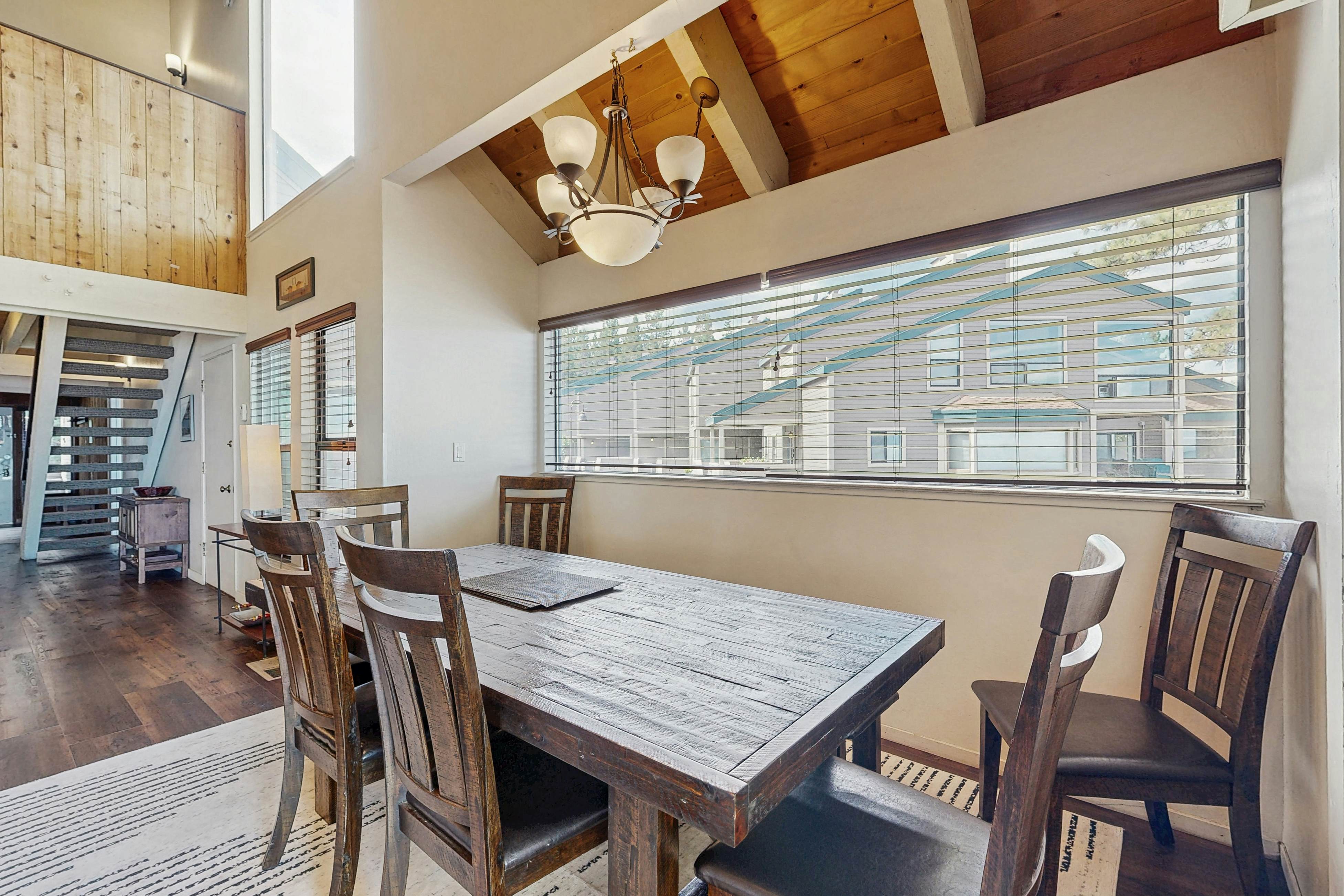 Lakeland Village 613