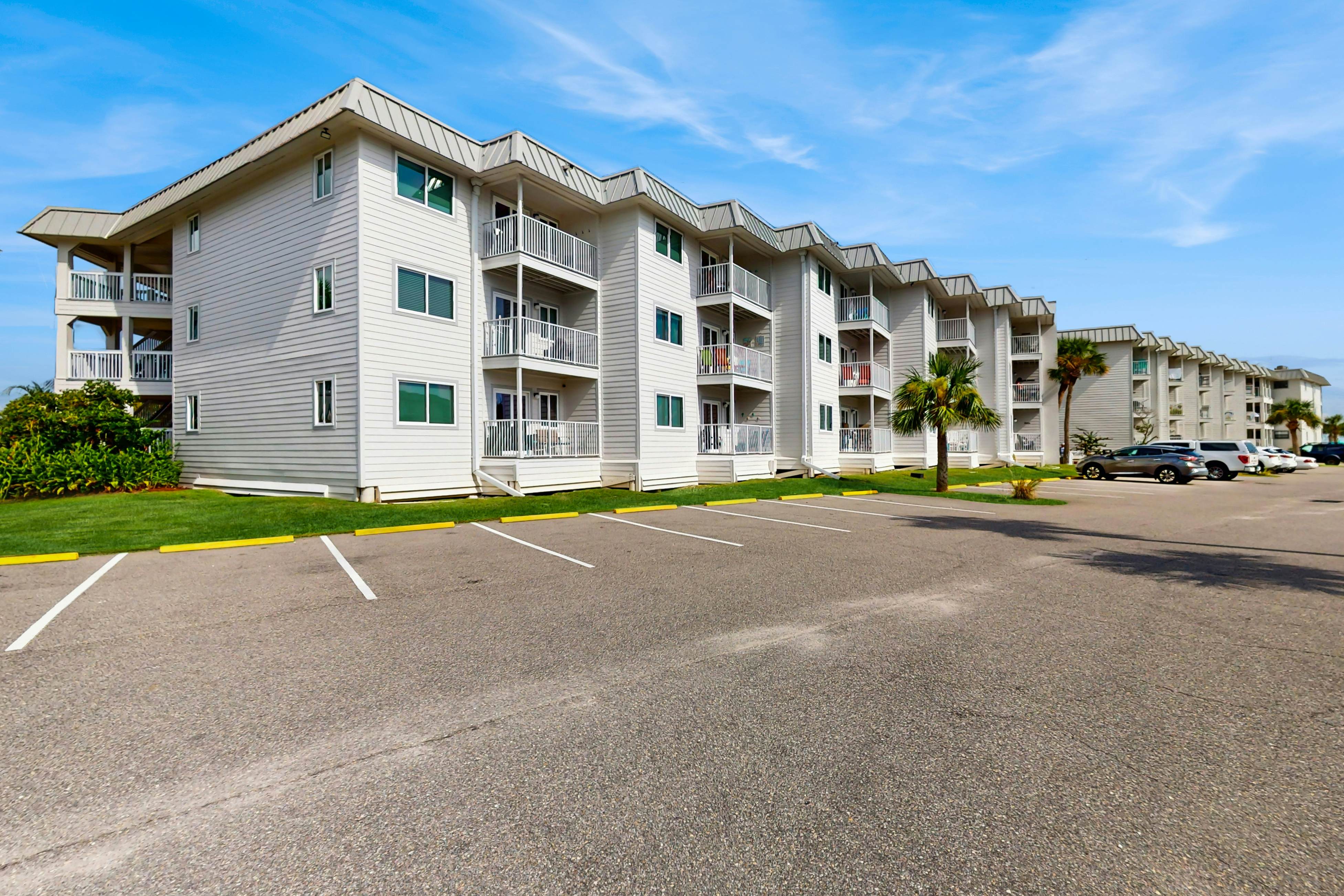 Plantation East #2112