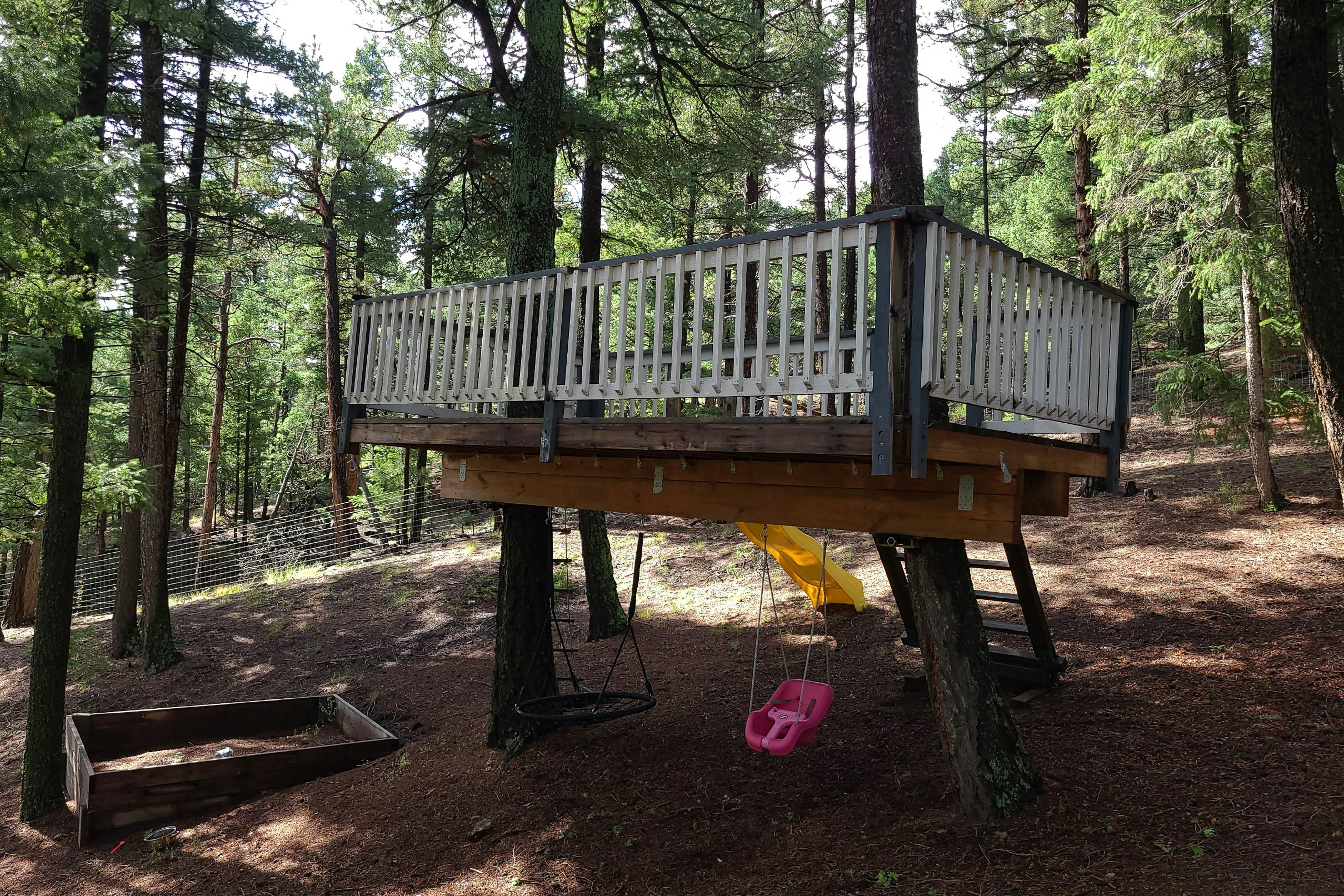 The Lookout at Woodland Park