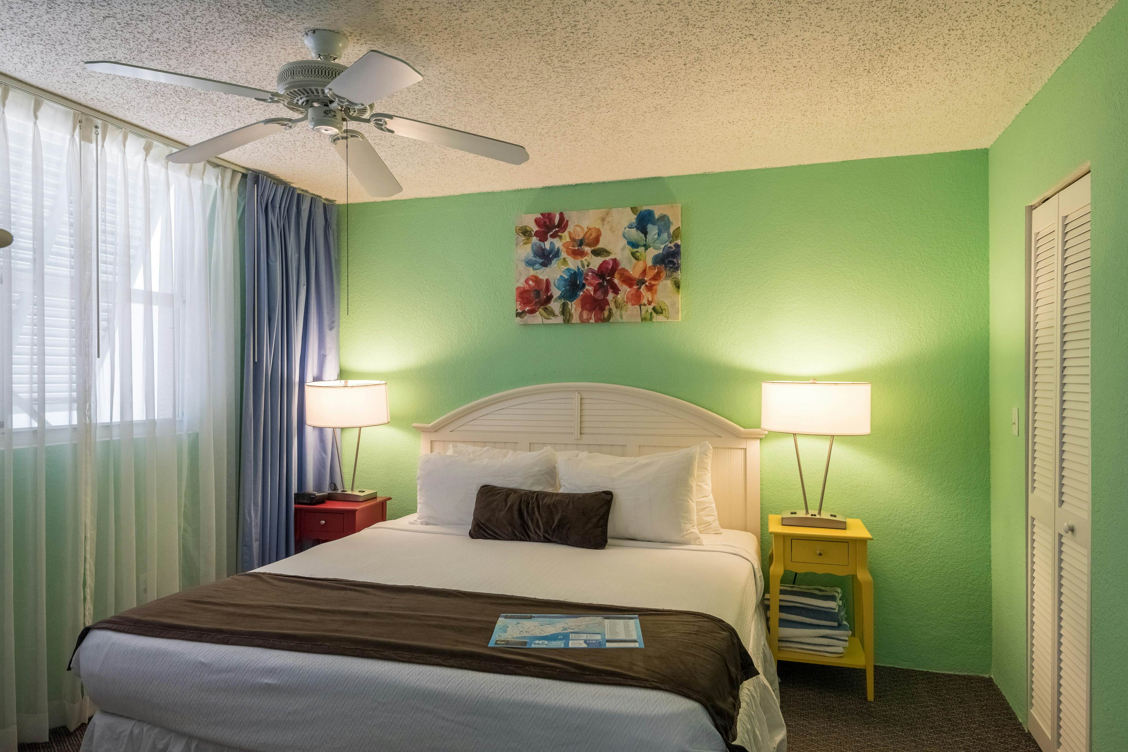 Sunrise Suites - Bonaire Suite 210