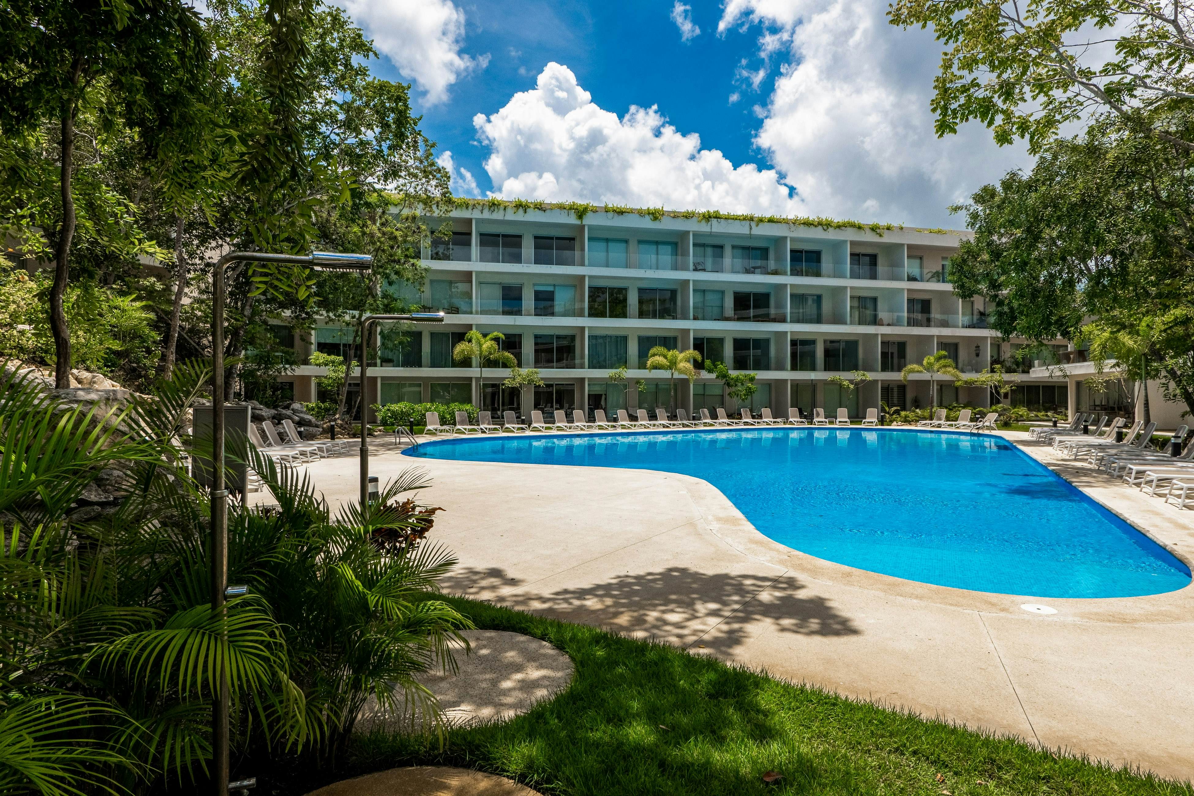 The Marlin Nook TL B008