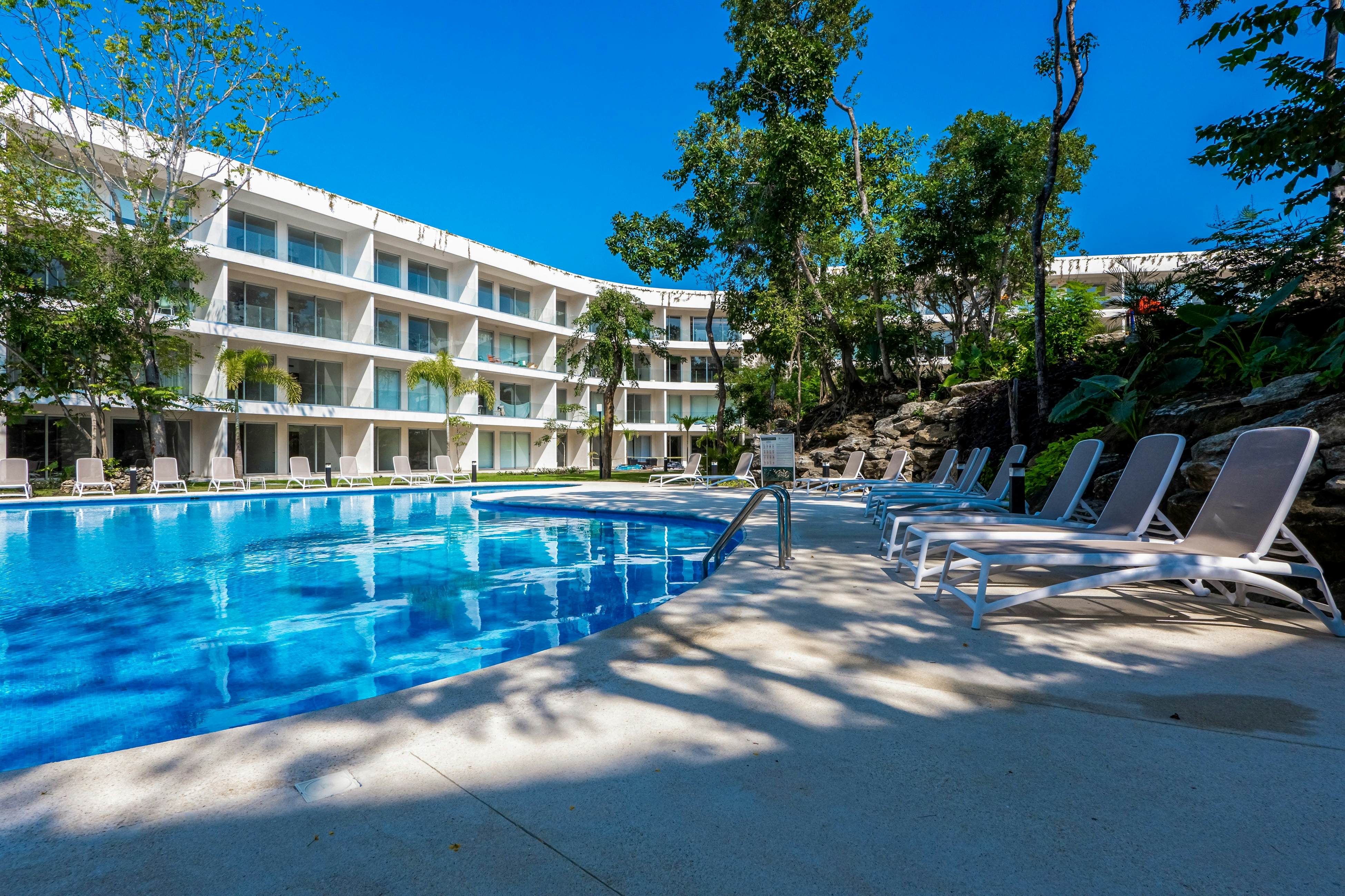 The Marlin Nook TL B008