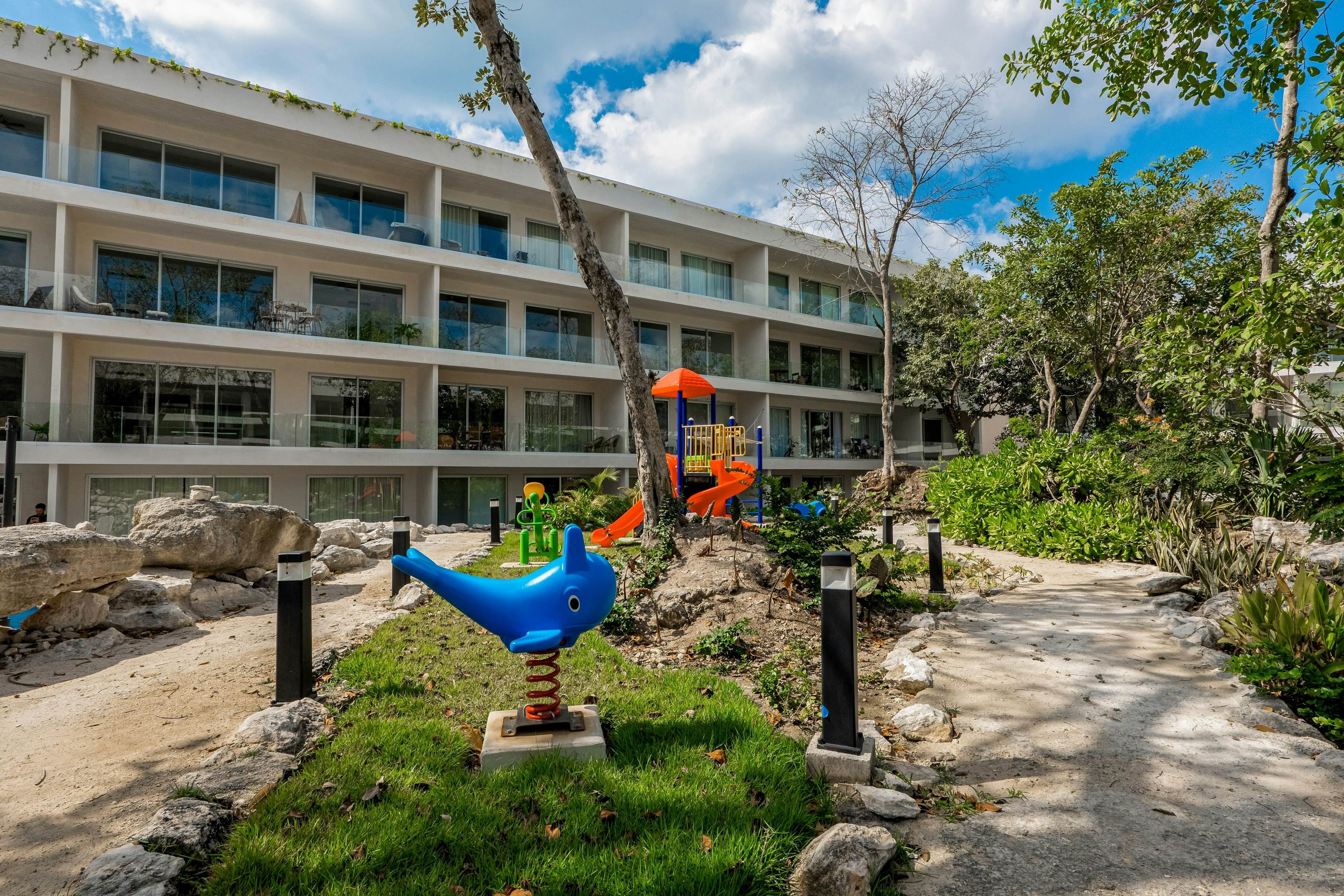 The Marlin Nook TL B008