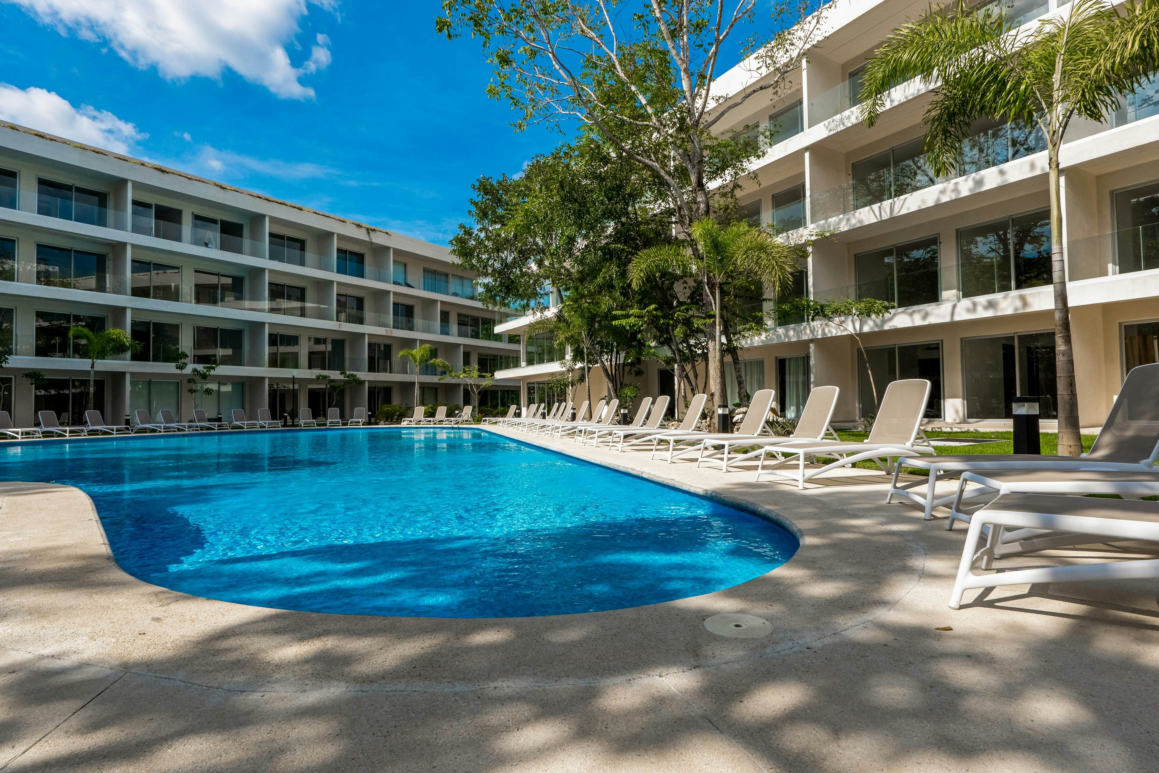 The Marlin Nook TL B008