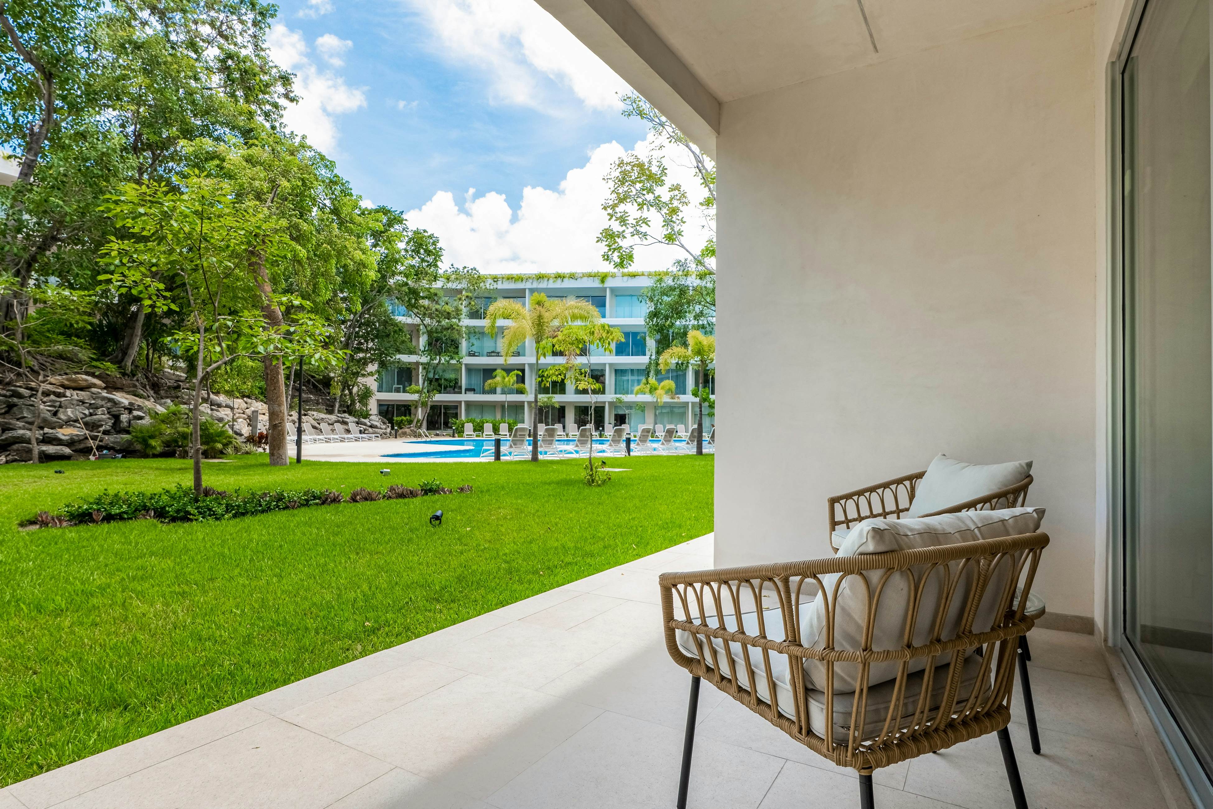 The Marlin Nook TL B008