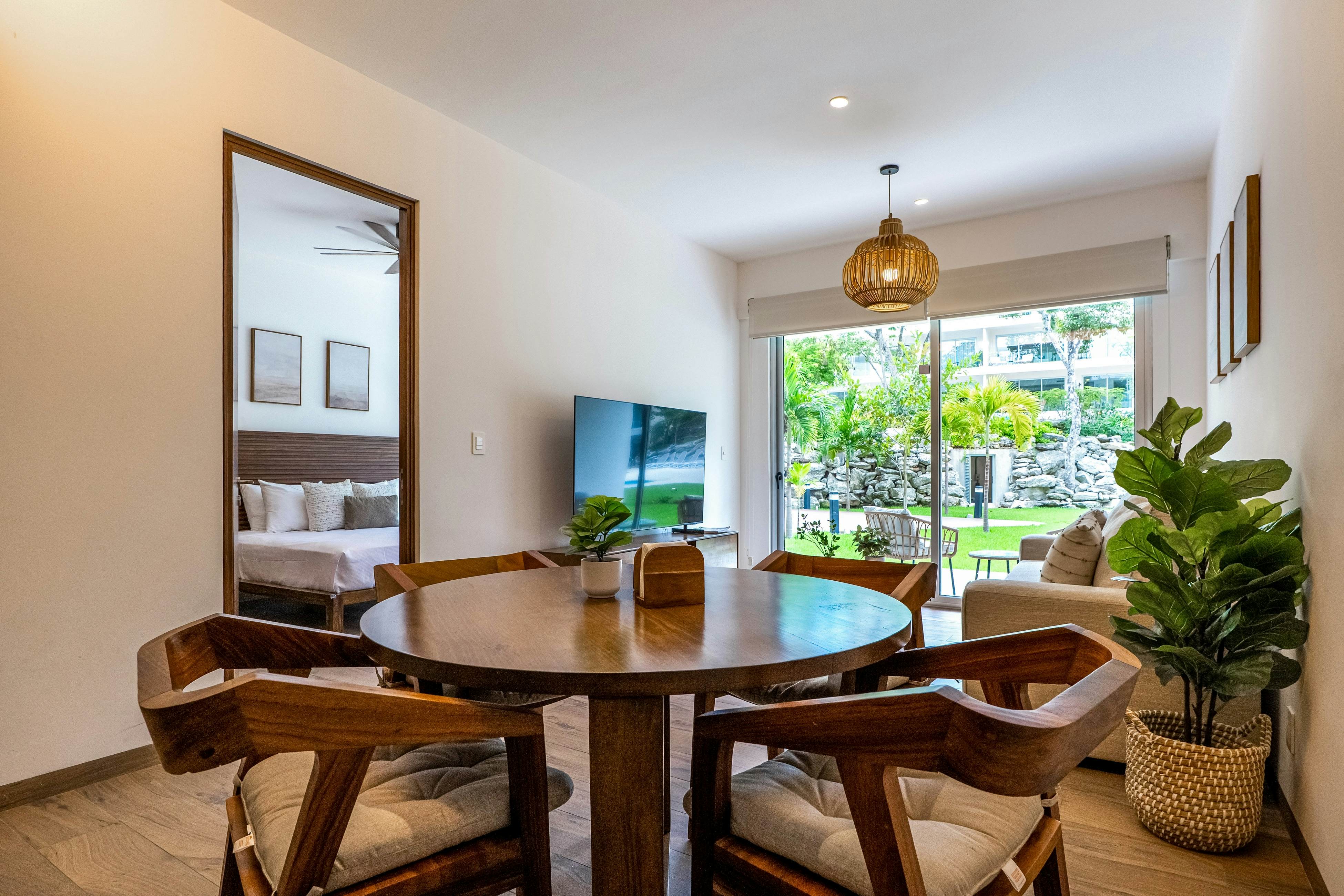 The Marlin Nook TL B008