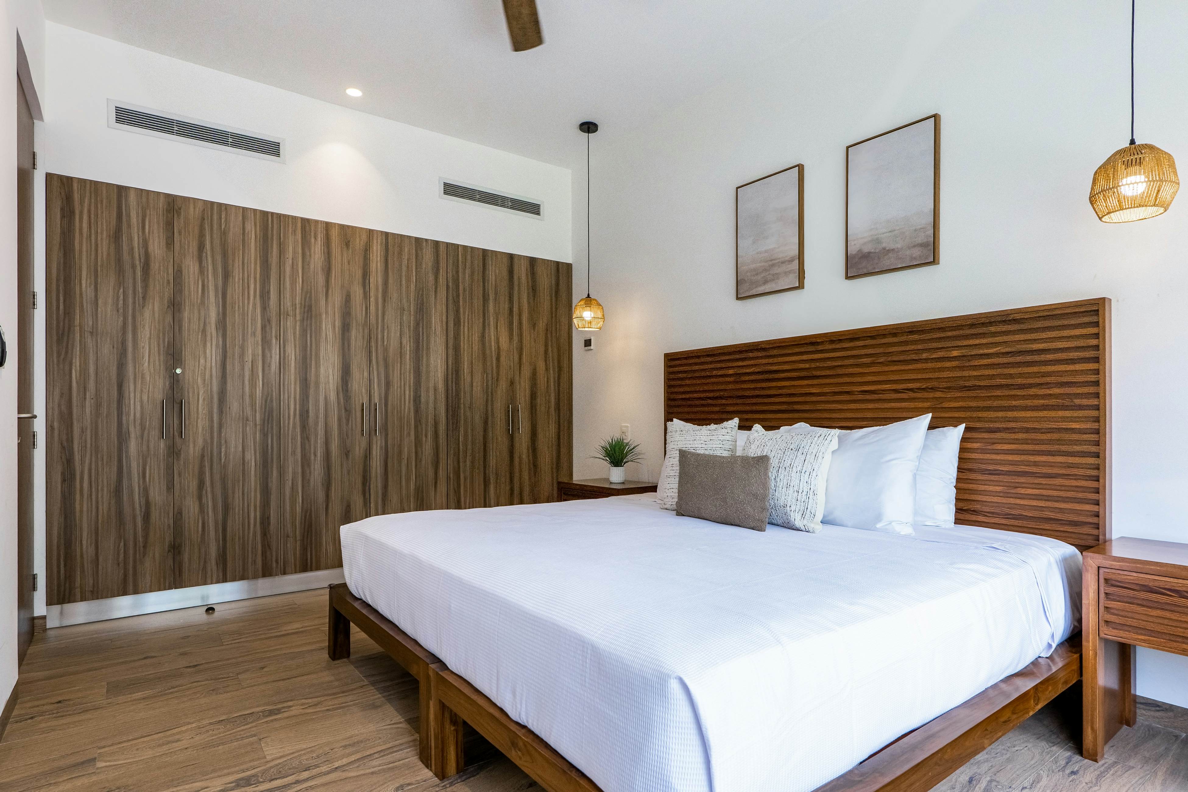 The Marlin Nook TL B008