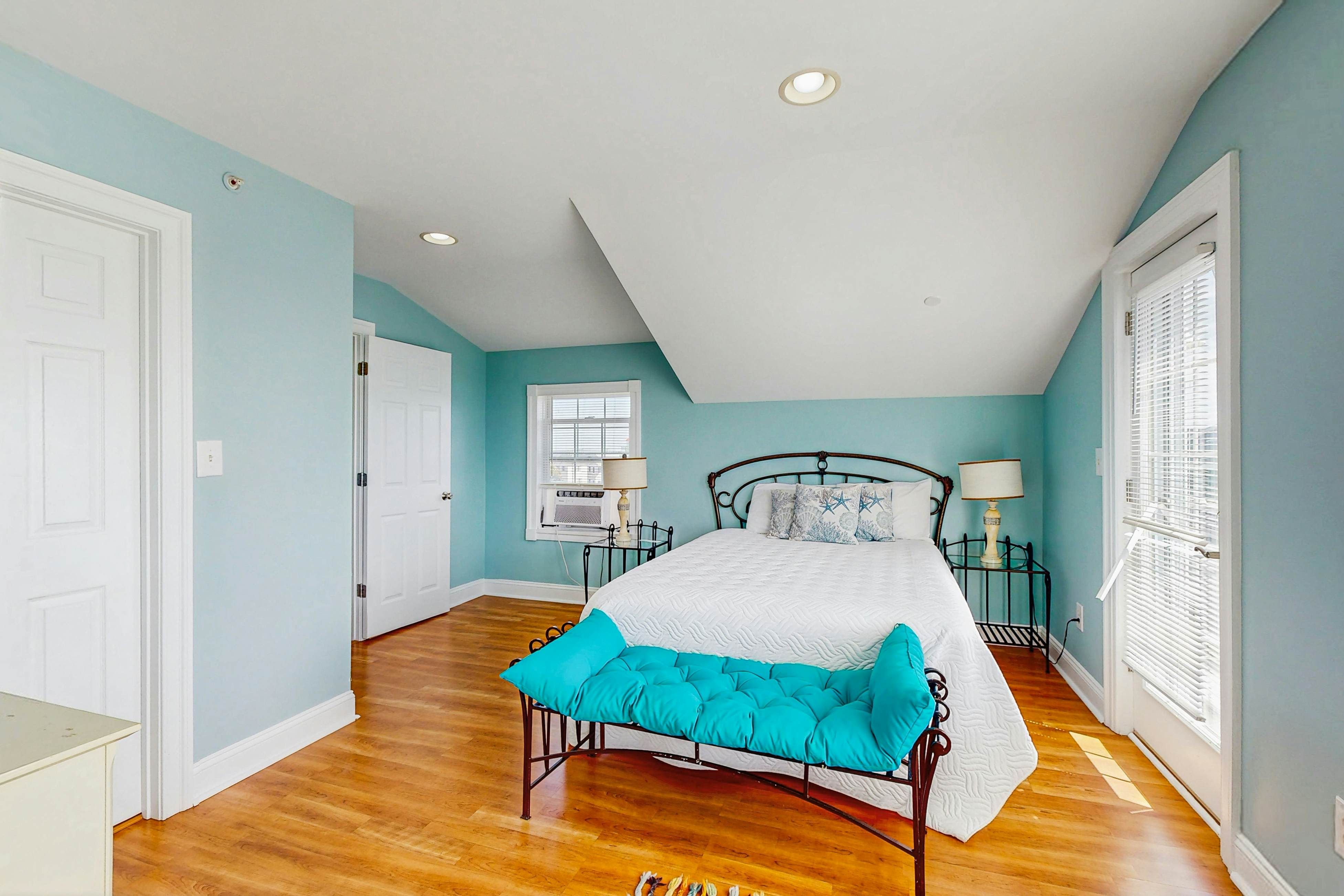 Edgewater Acres - A Shore Thing