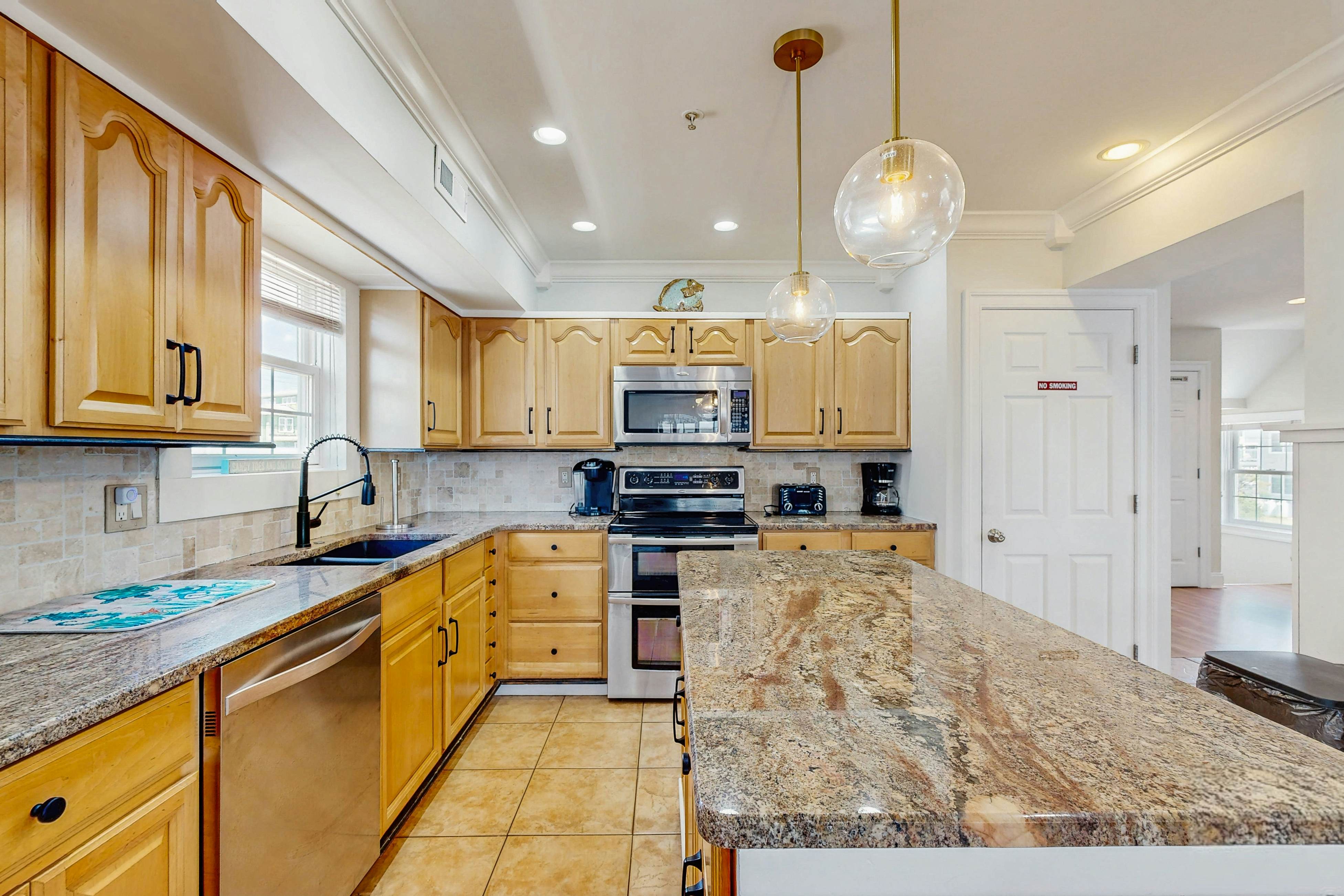 Edgewater Acres - A Shore Thing