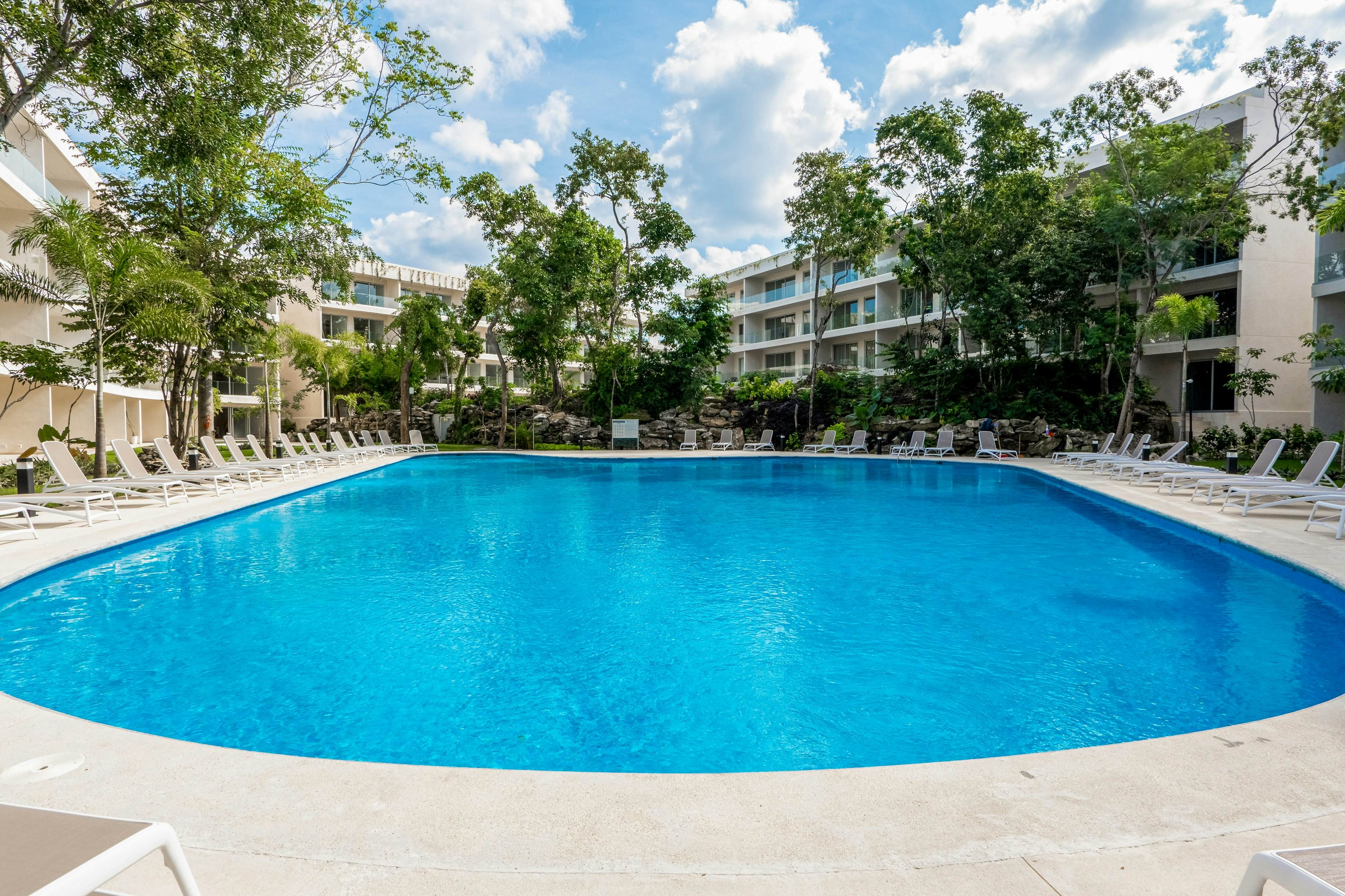 The Marlin Nook TL B008