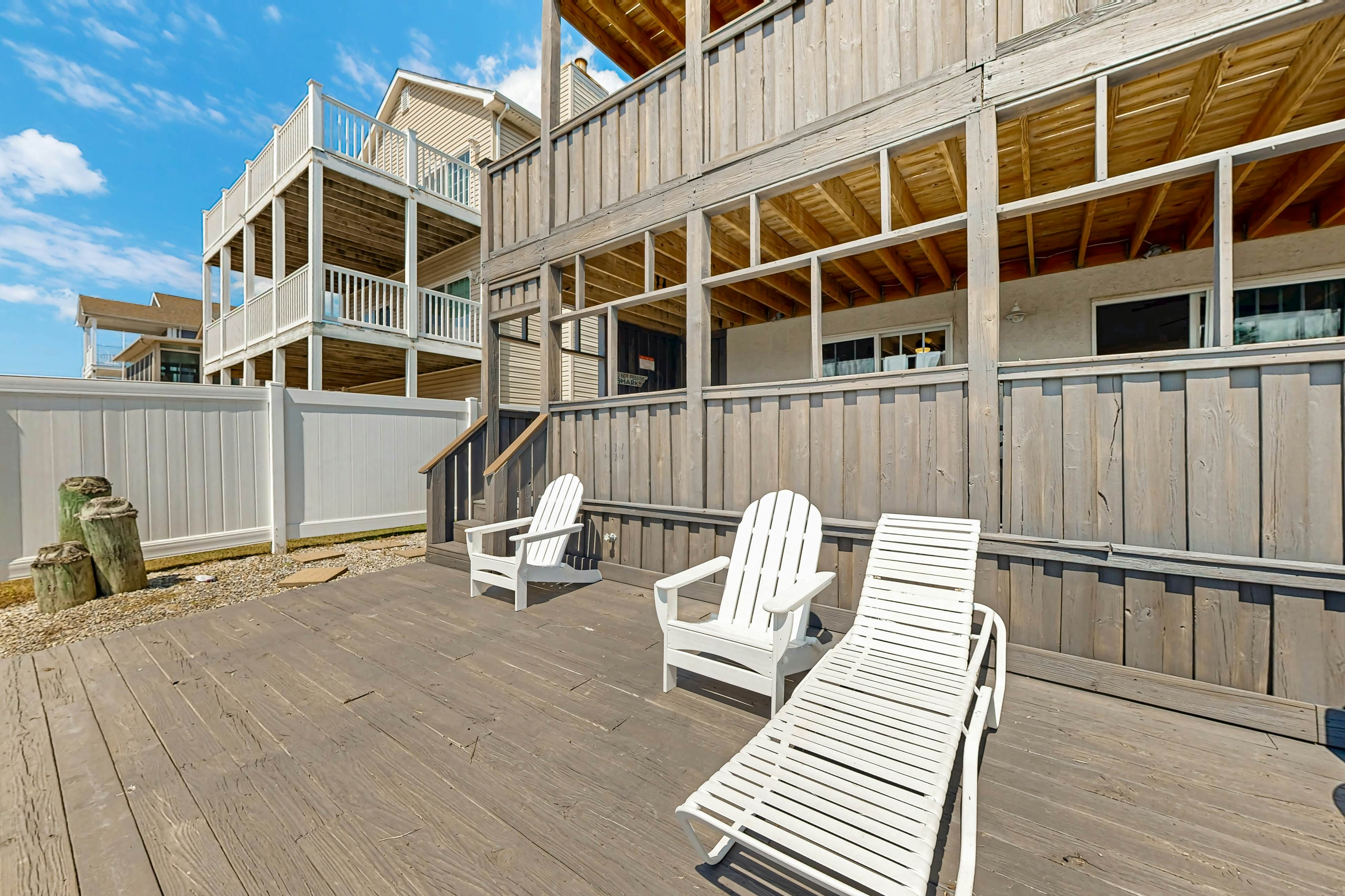 Edgewater Acres - A Shore Thing