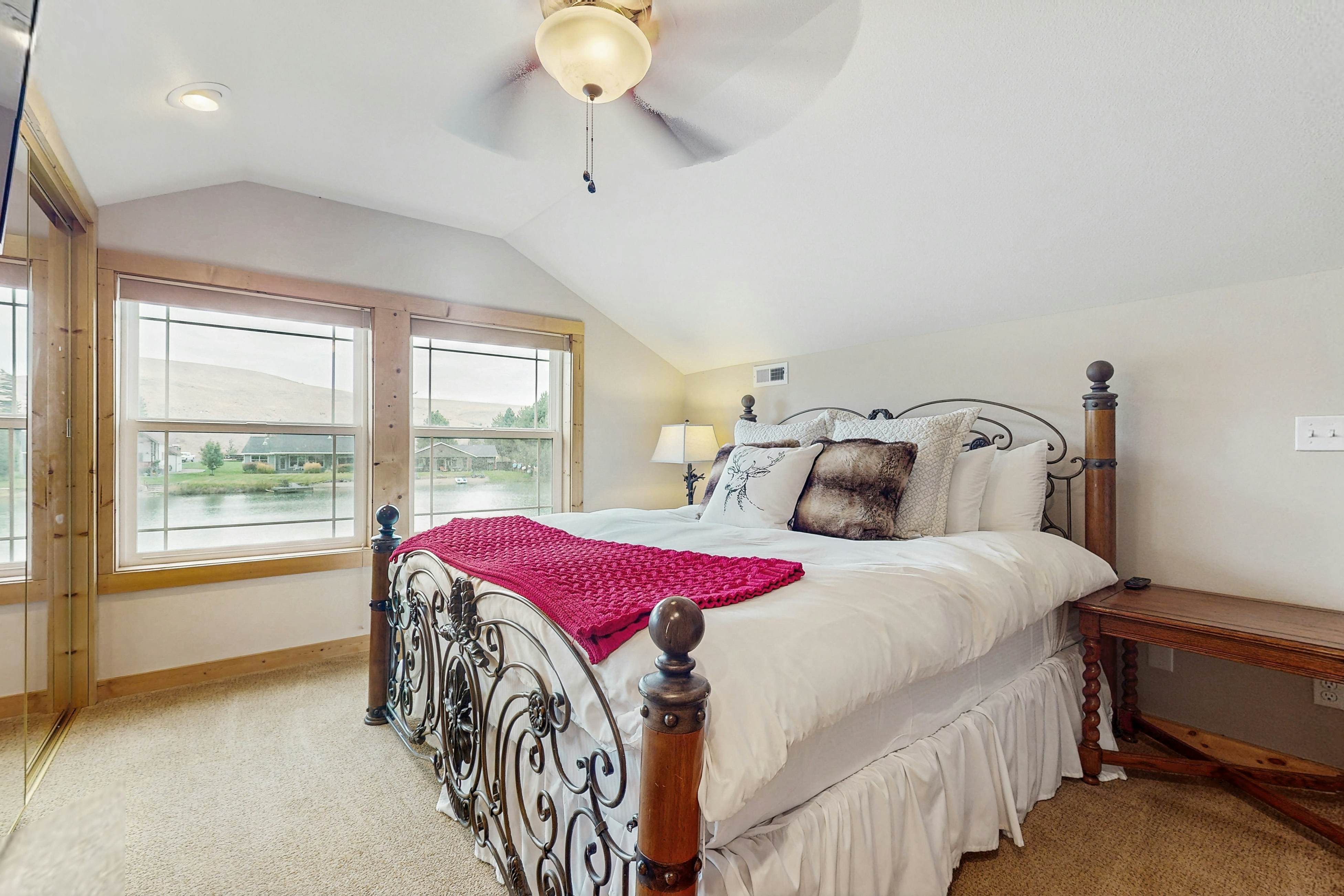 Tranquil Shores Hideaway